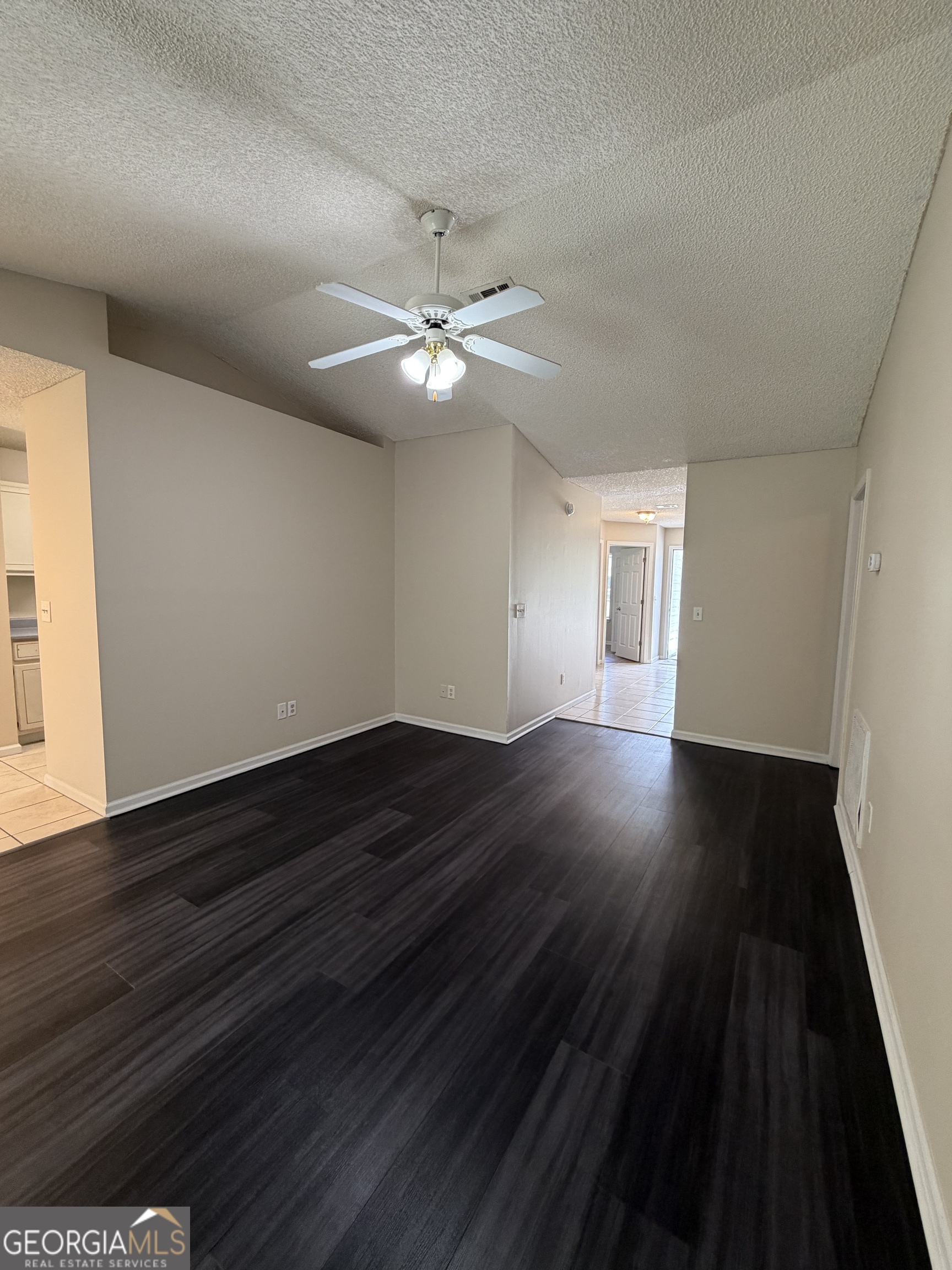 101 Talbot Court Property Photo 13