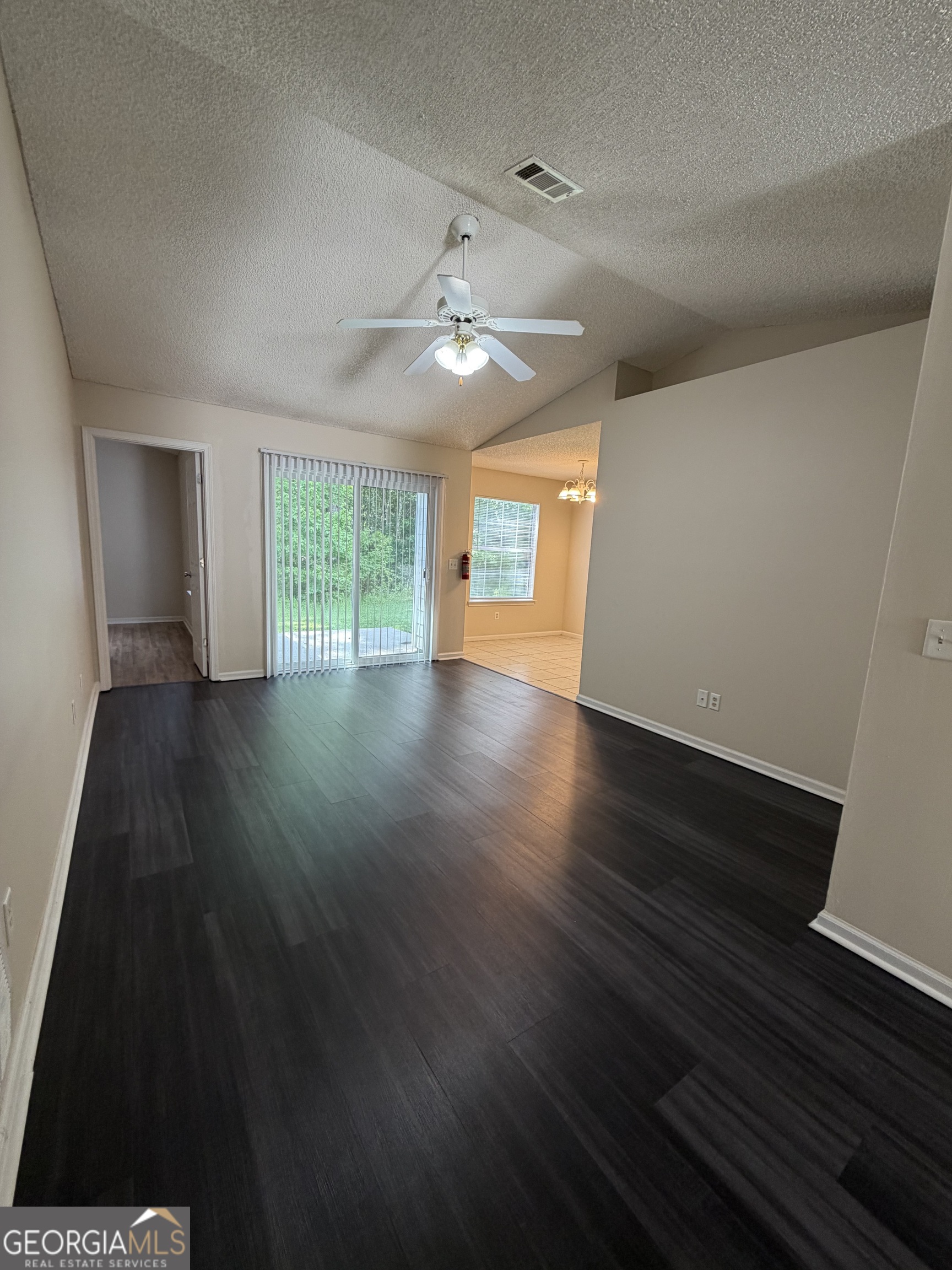 101 Talbot Court Property Photo 15