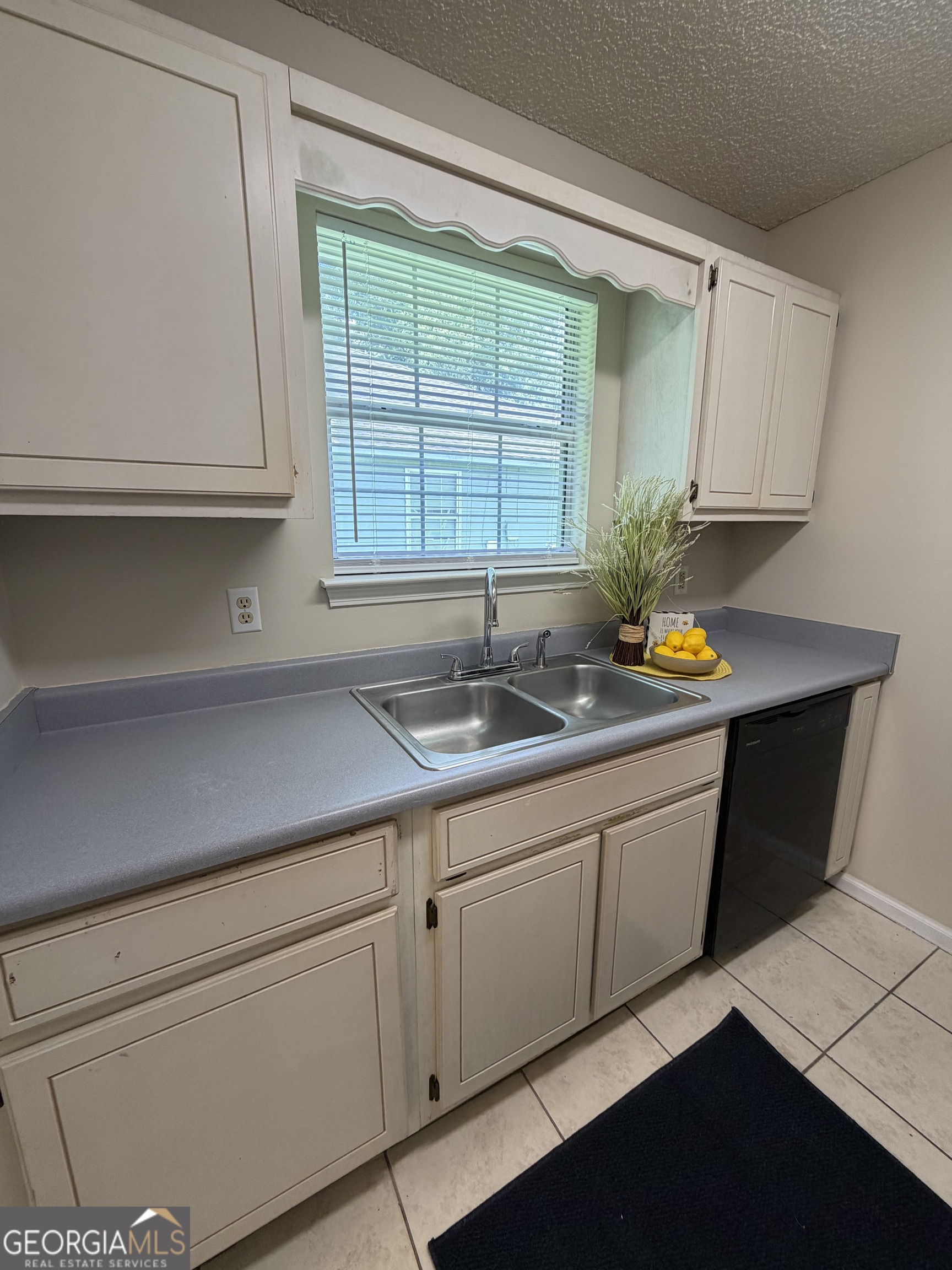 101 Talbot Court Property Photo 22