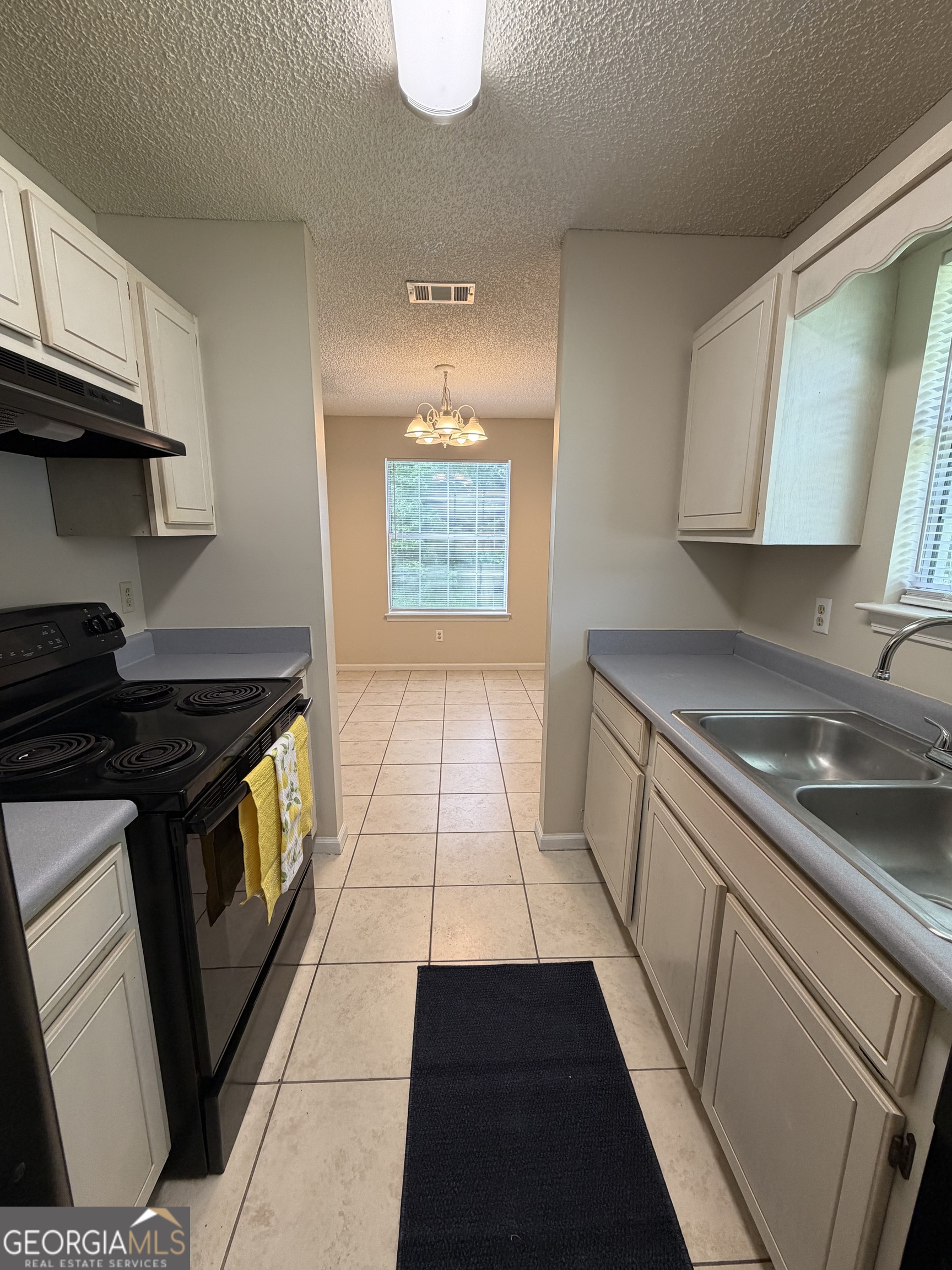 101 Talbot Court Property Photo 23