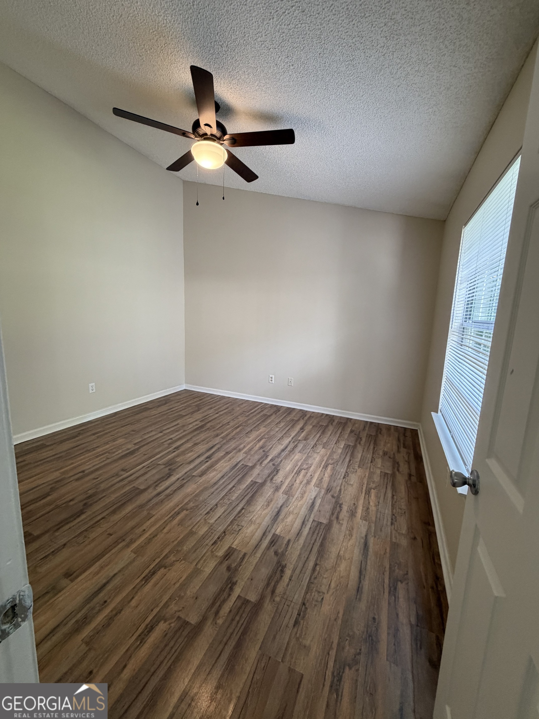 101 Talbot Court Property Photo 26