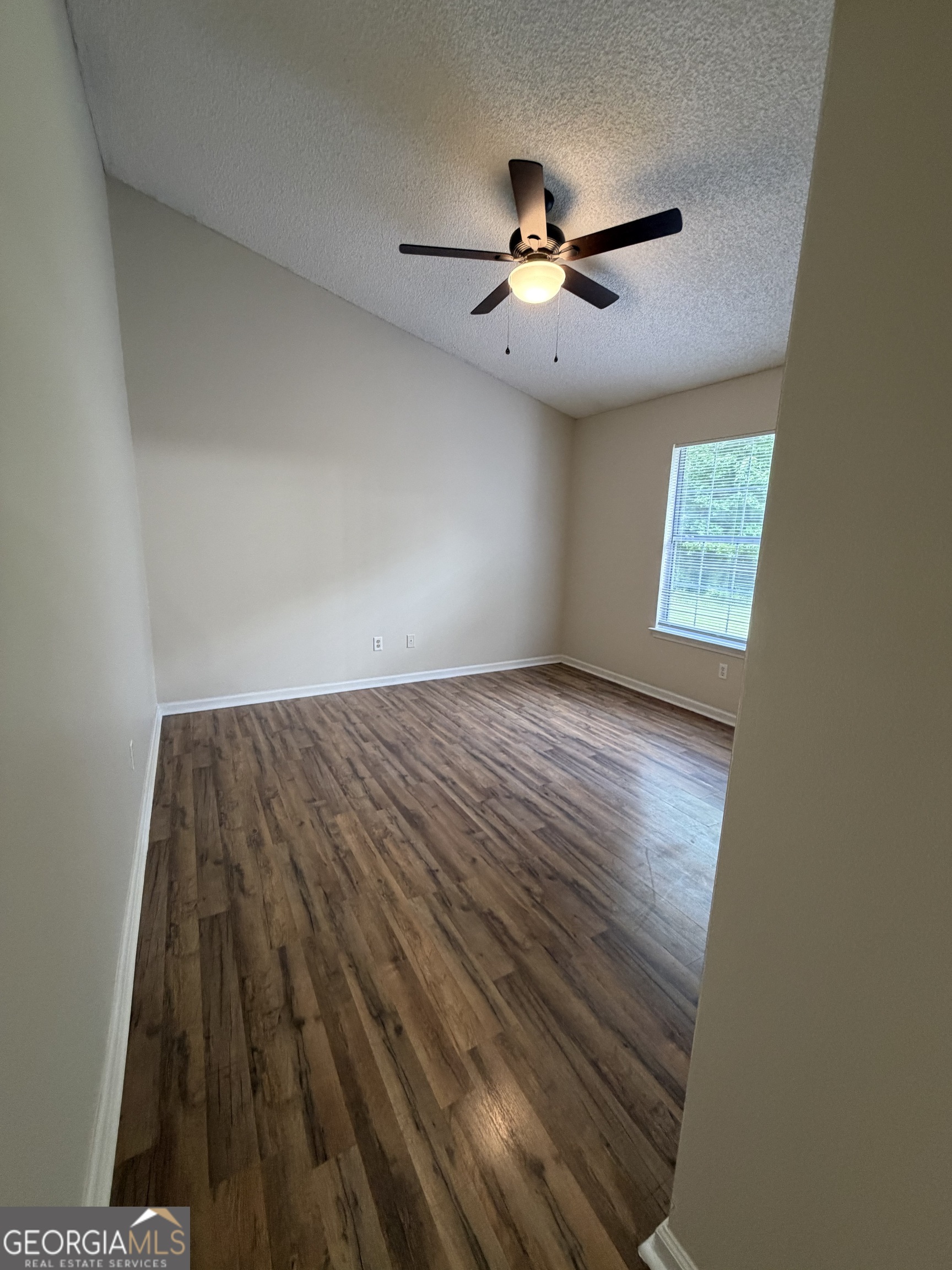 101 Talbot Court Property Photo 29