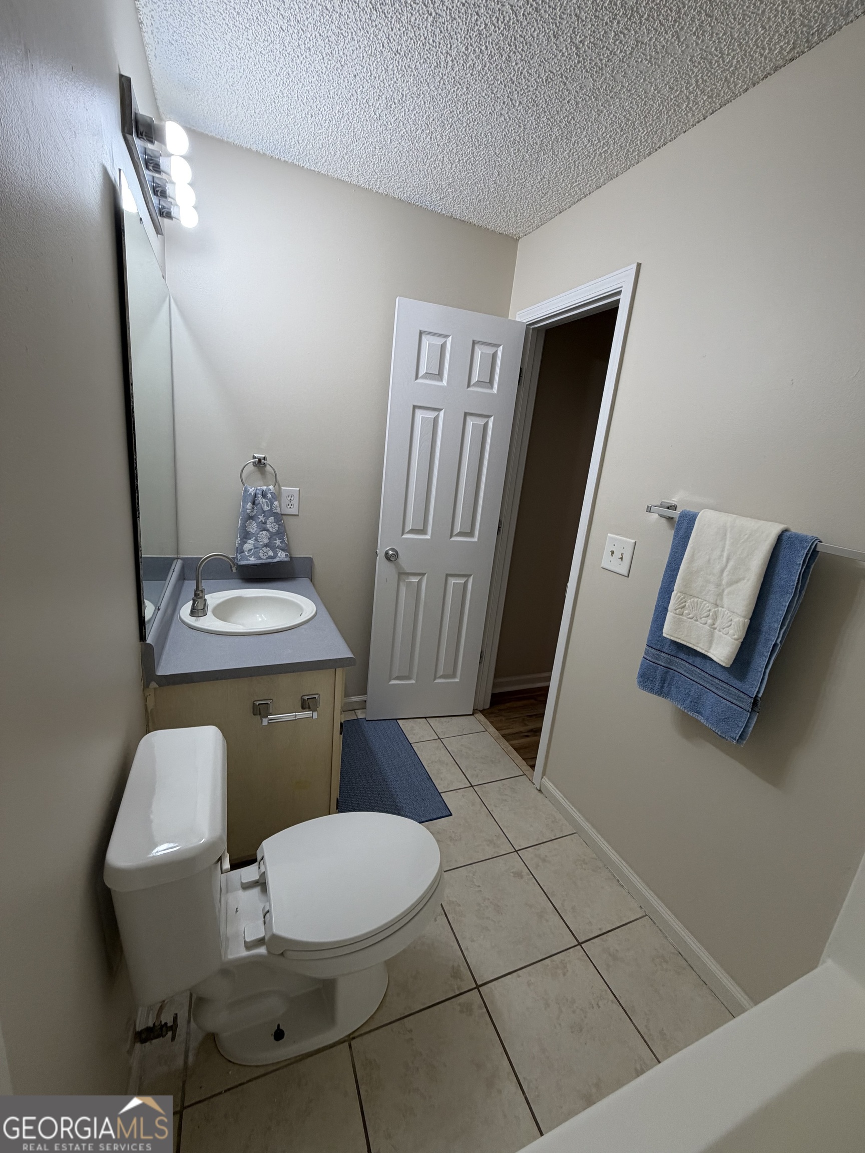 101 Talbot Court Property Photo 33