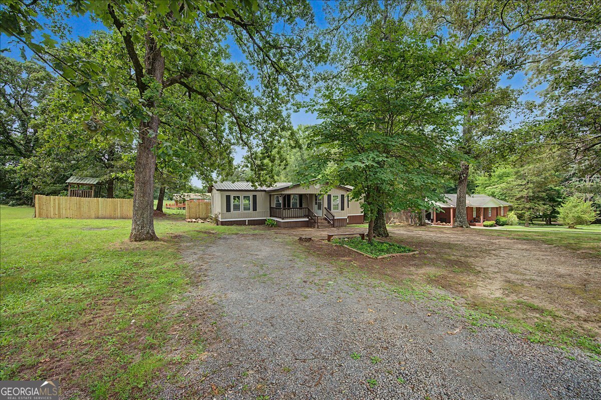 130 Rlling Street Property Photo 4
