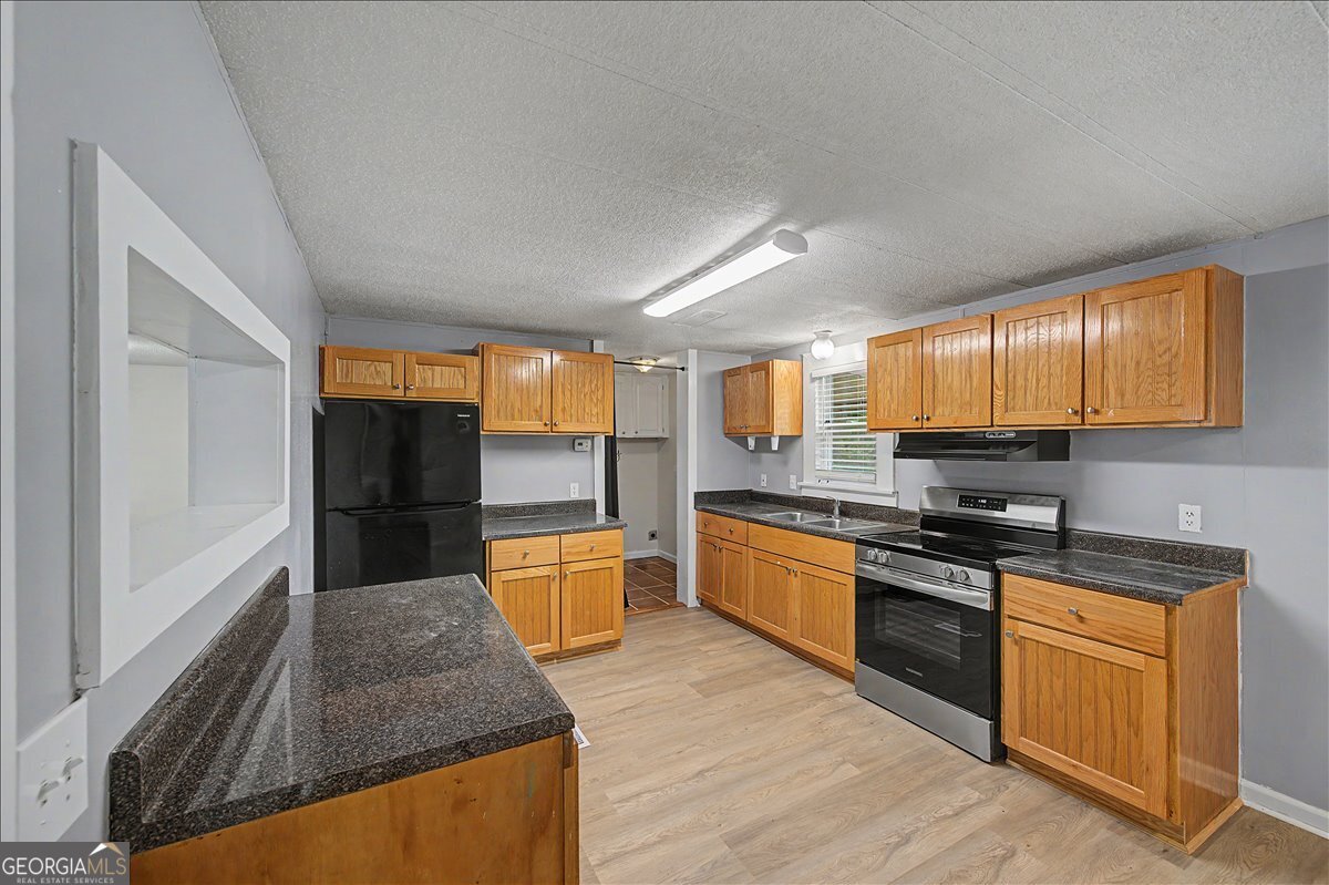 130 Rlling Street Property Photo 14