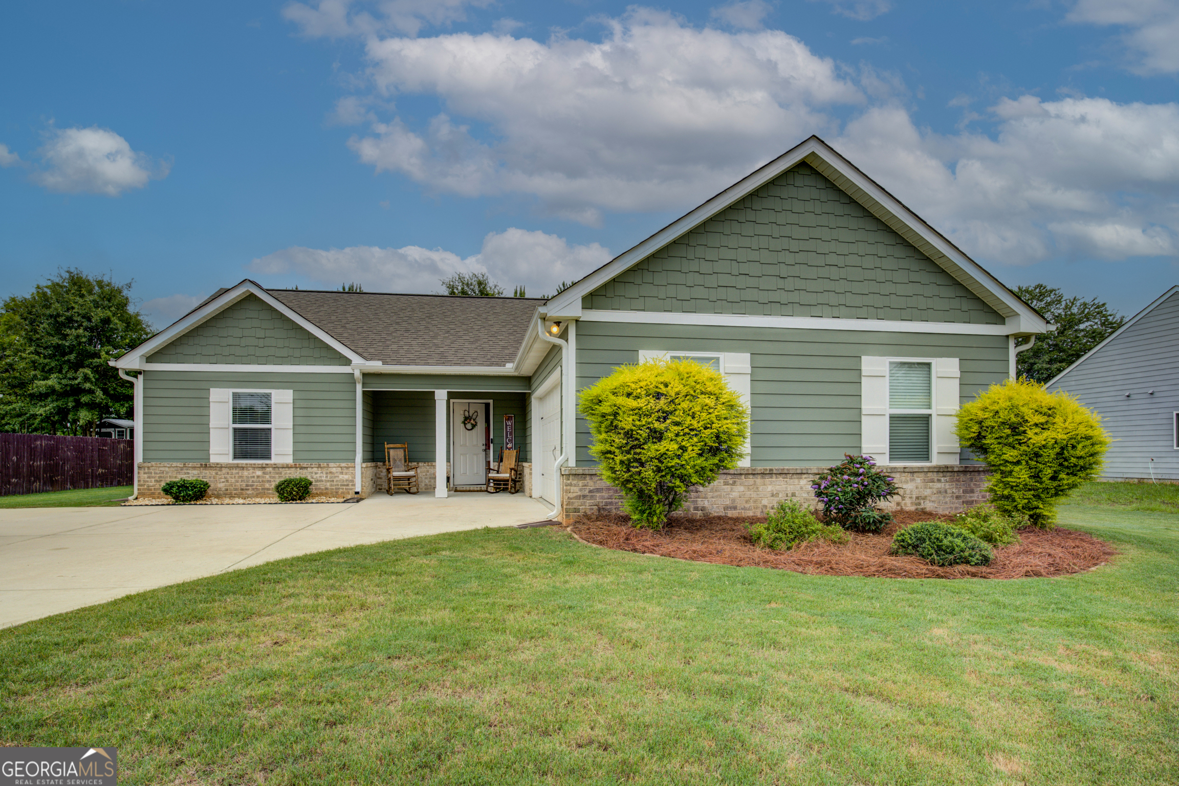 118 Meadowbrooke Drive Property Photo 1