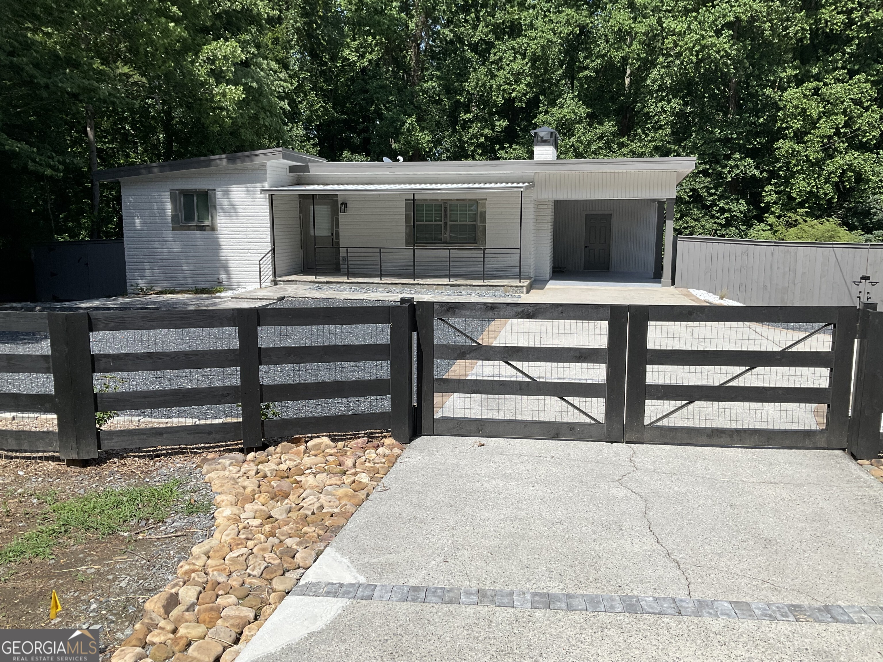 3603 Hamilton Mill Road Property Photo 1