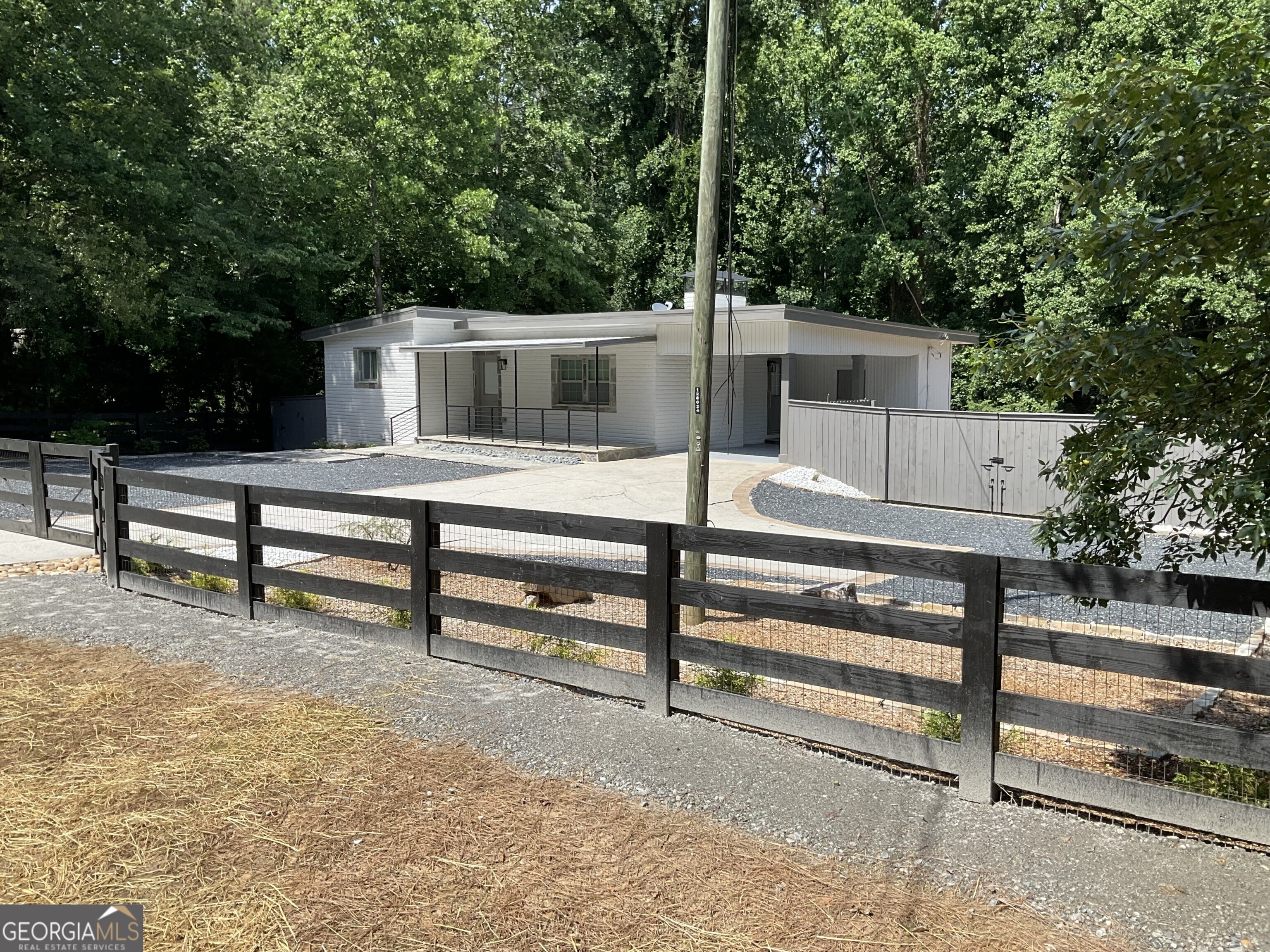 3603 Hamilton Mill Road Property Photo 2