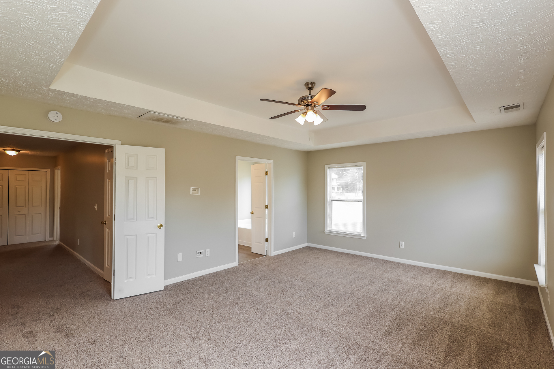 8931 Crestview Circle Property Photo 10