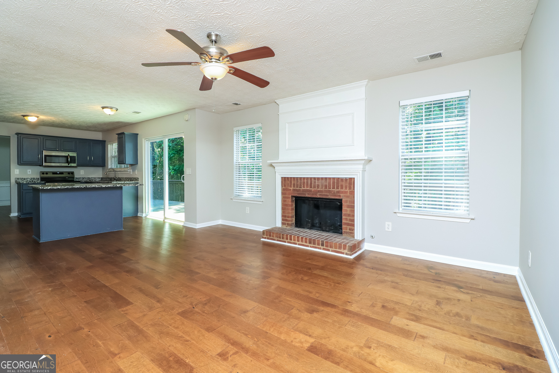 3264 Ashgrove Lane Sw Property Photo 6