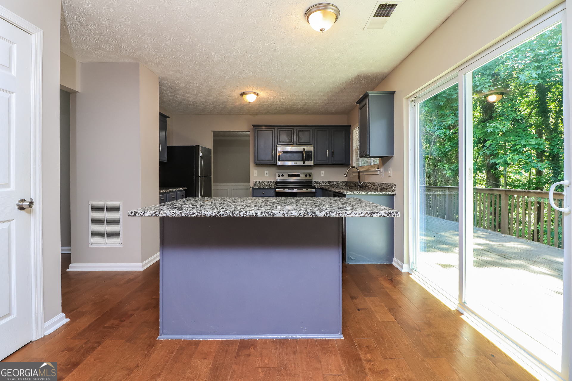 3264 Ashgrove Lane Sw Property Photo 11