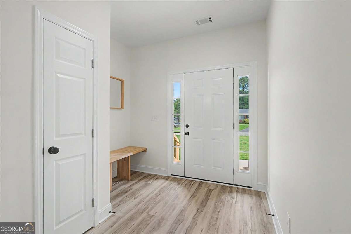 4621 Ashmore Drive Property Photo 8