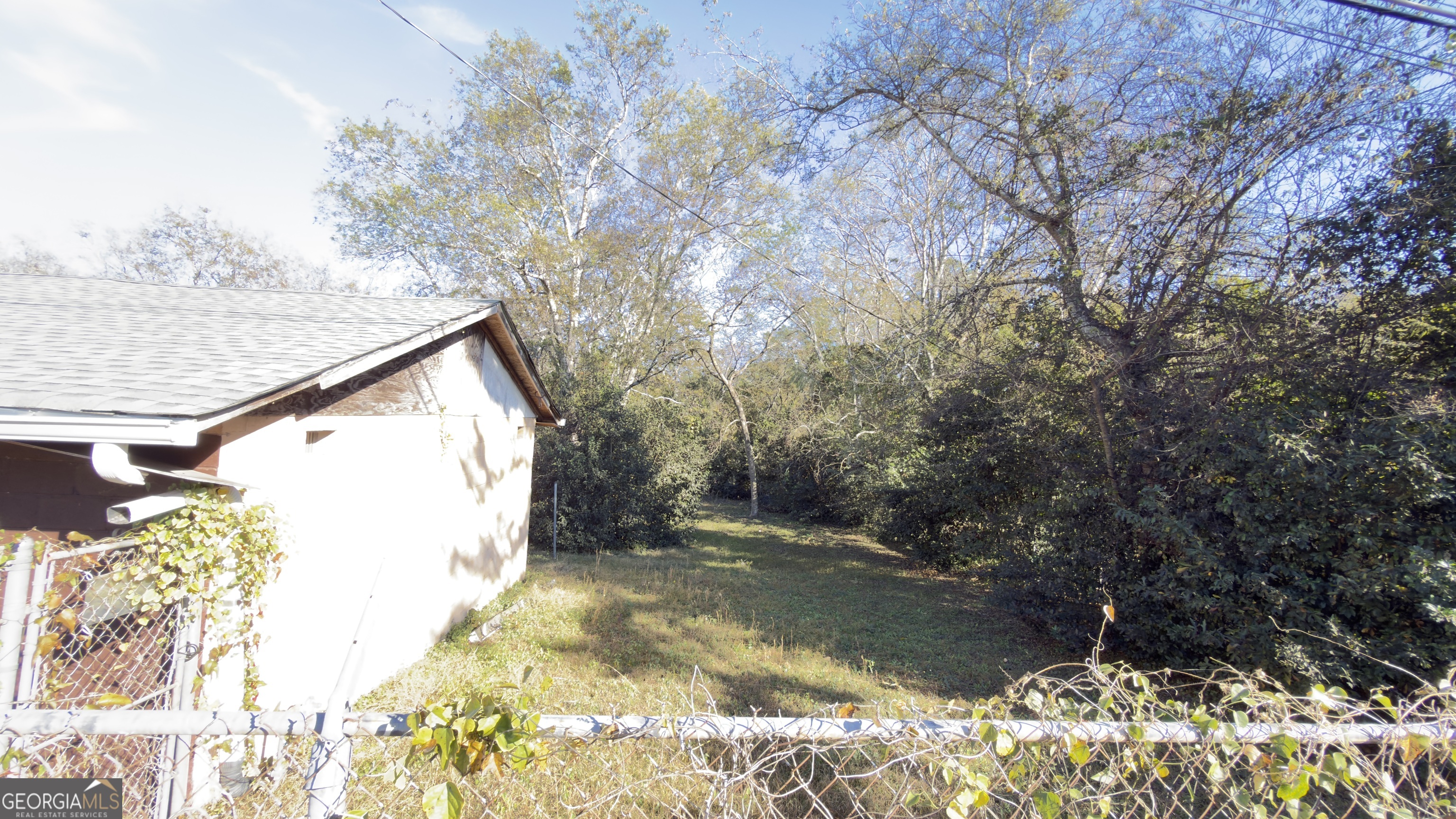 3581 Hollingsworth Road Property Photo 4