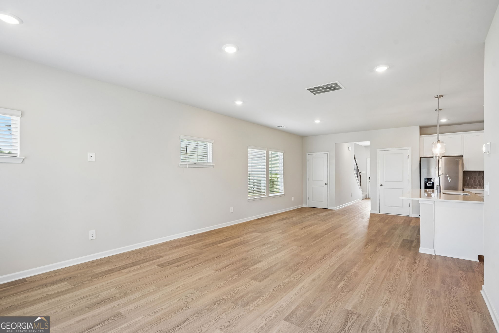 2865 Aralynn Way Property Photo 12