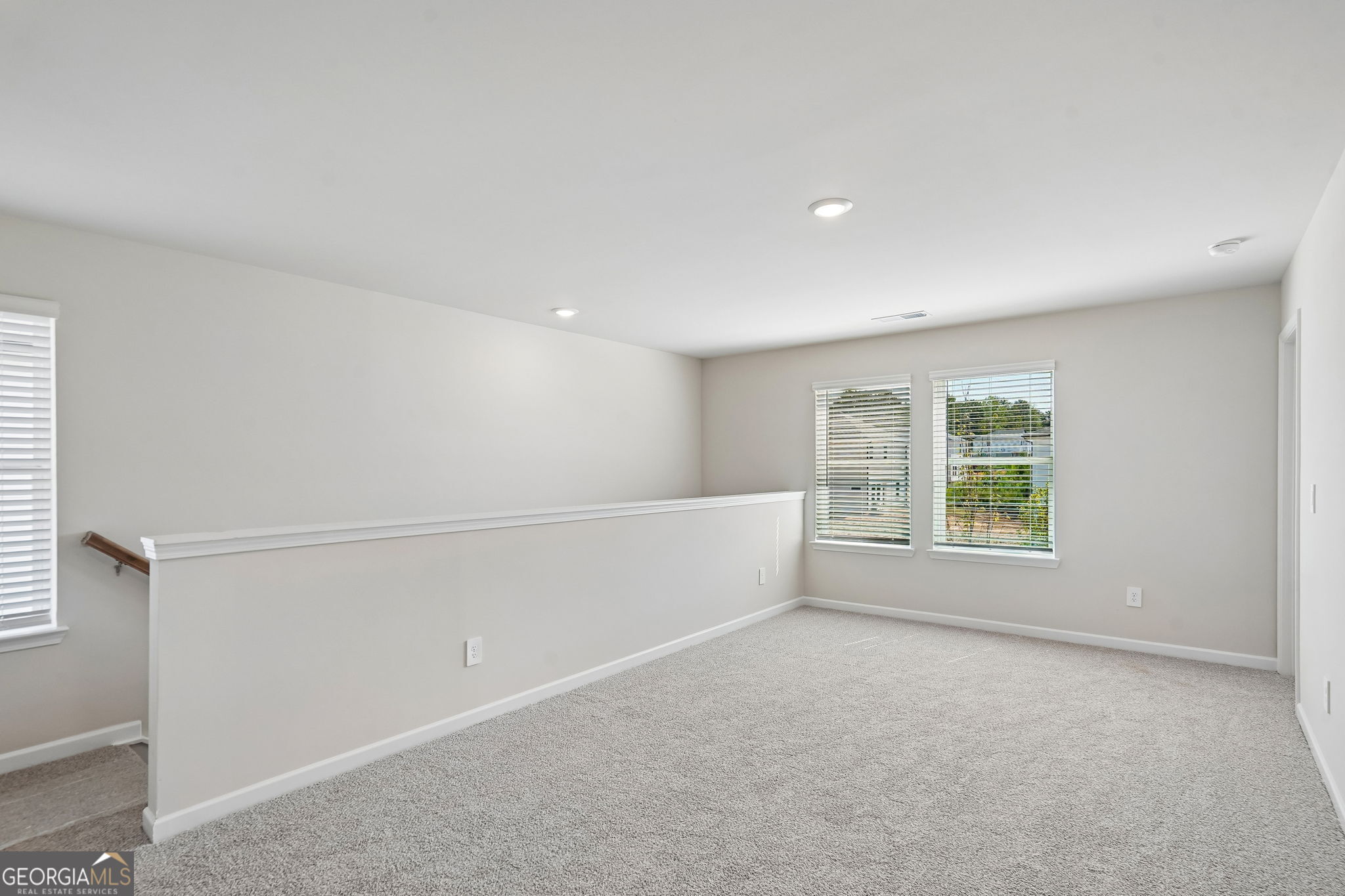 2865 Aralynn Way Property Photo 24