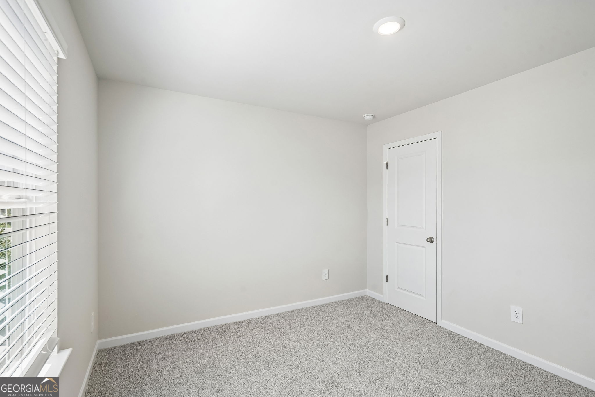 2865 Aralynn Way Property Photo 26
