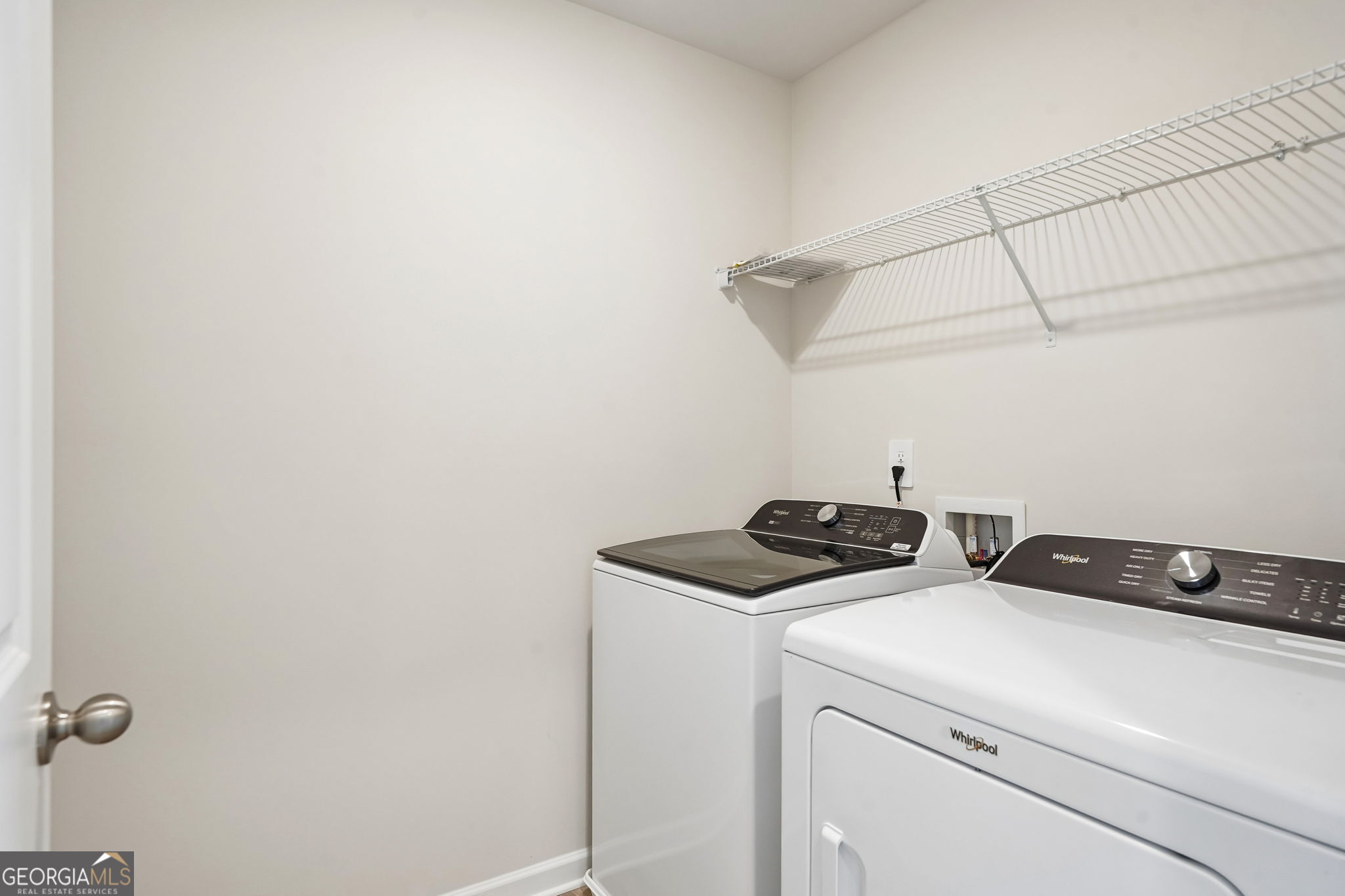 2865 Aralynn Way Property Photo 27