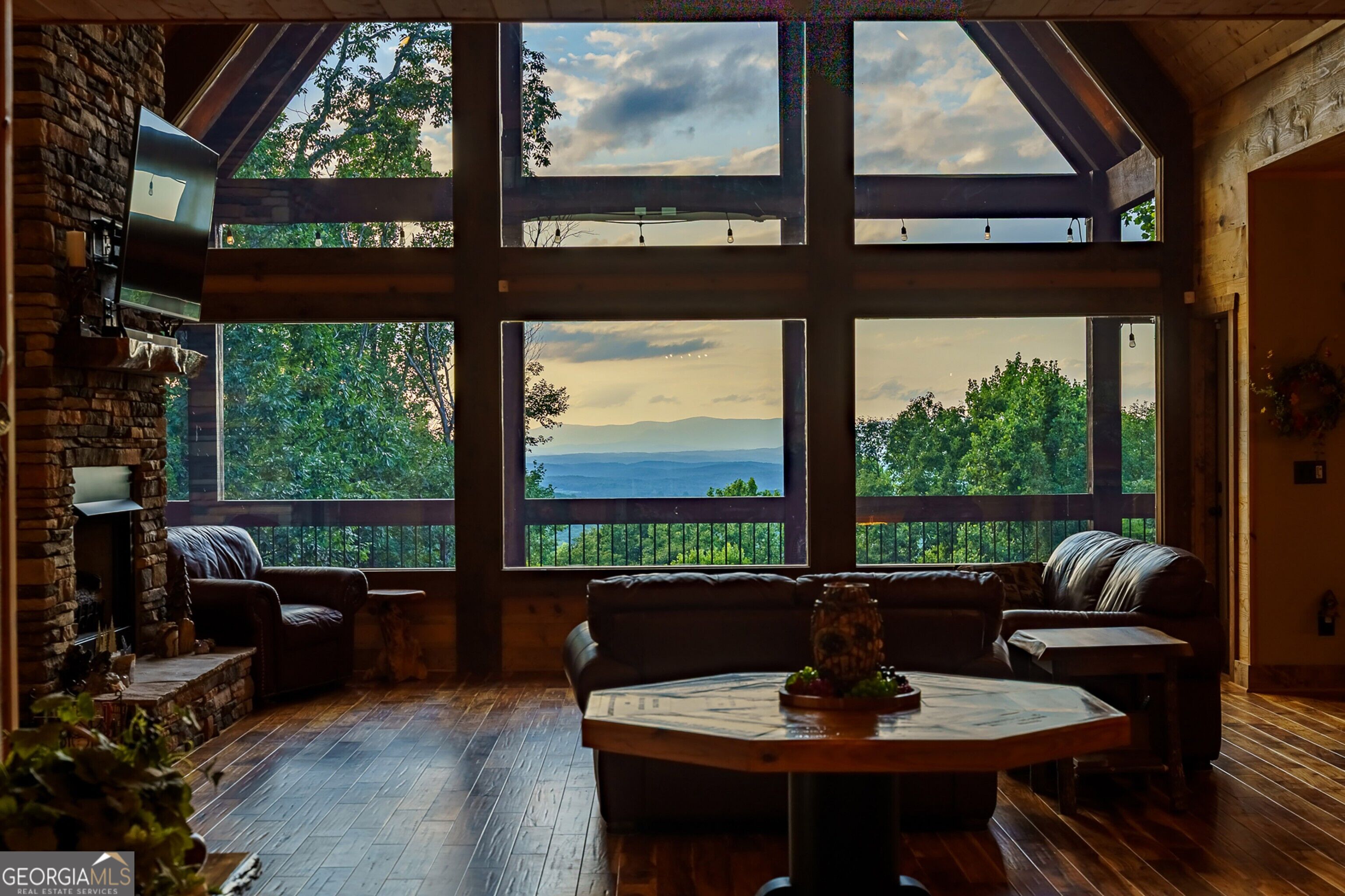 1252 Mountainside Parkway Property Photo 1