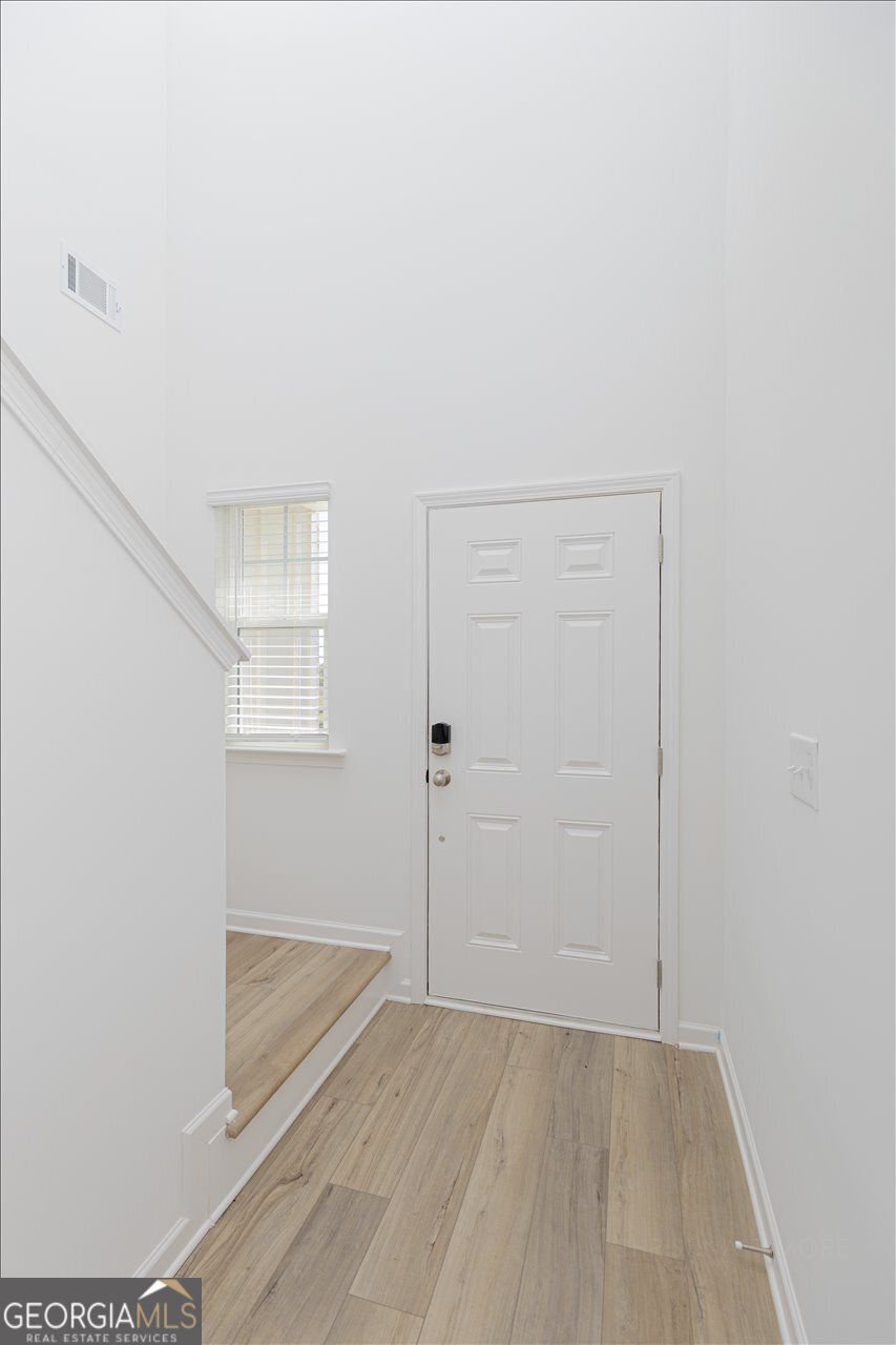 218 Hickory Ridge Trail Property Photo 6