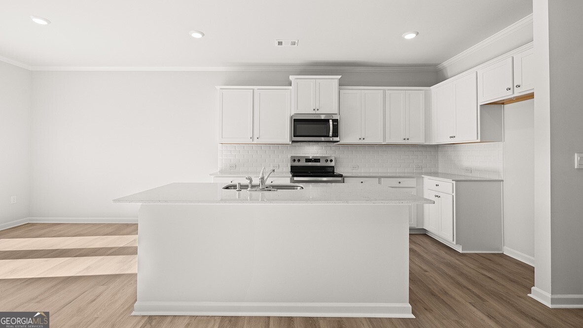 3023 Manor Hill Place Property Photo 4