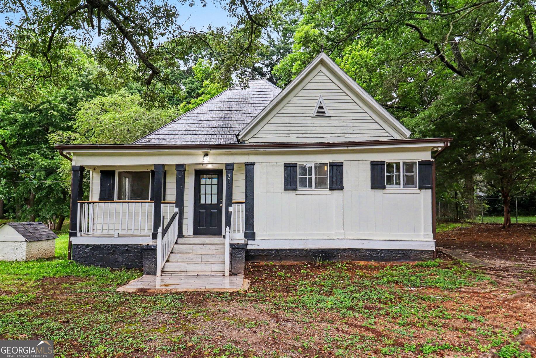 203 Kenwood Road