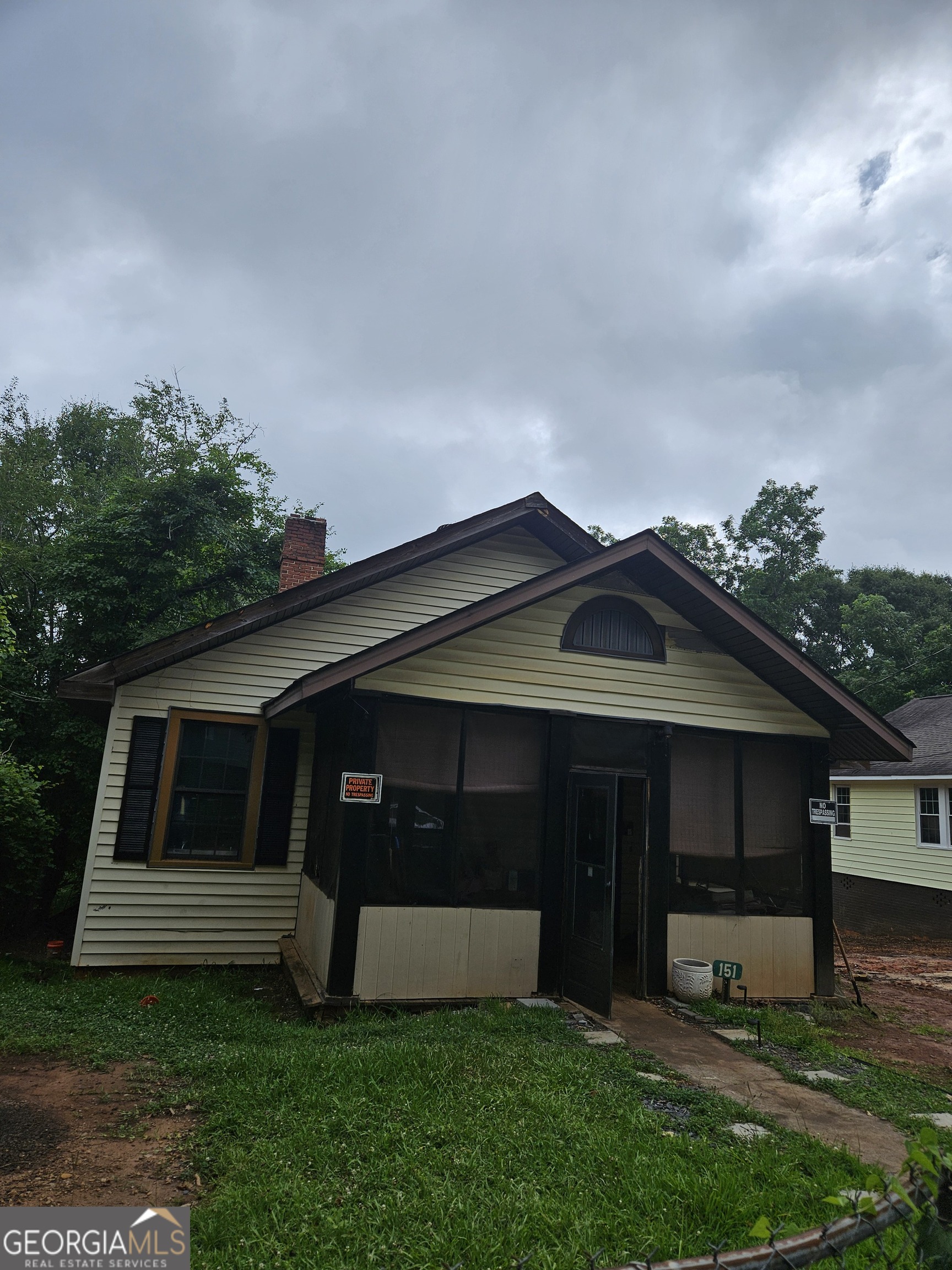 151 G Circle Property Photo 3