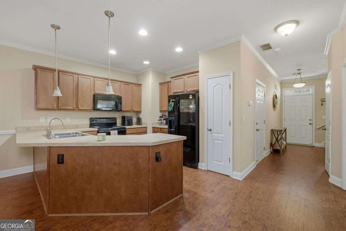 155 Linton Drive Property Photo 10