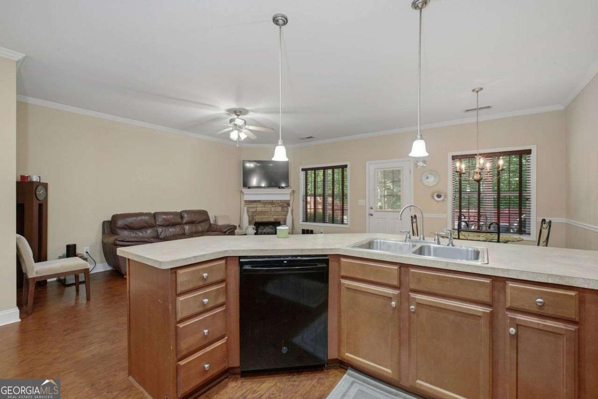 155 Linton Drive Property Photo 12