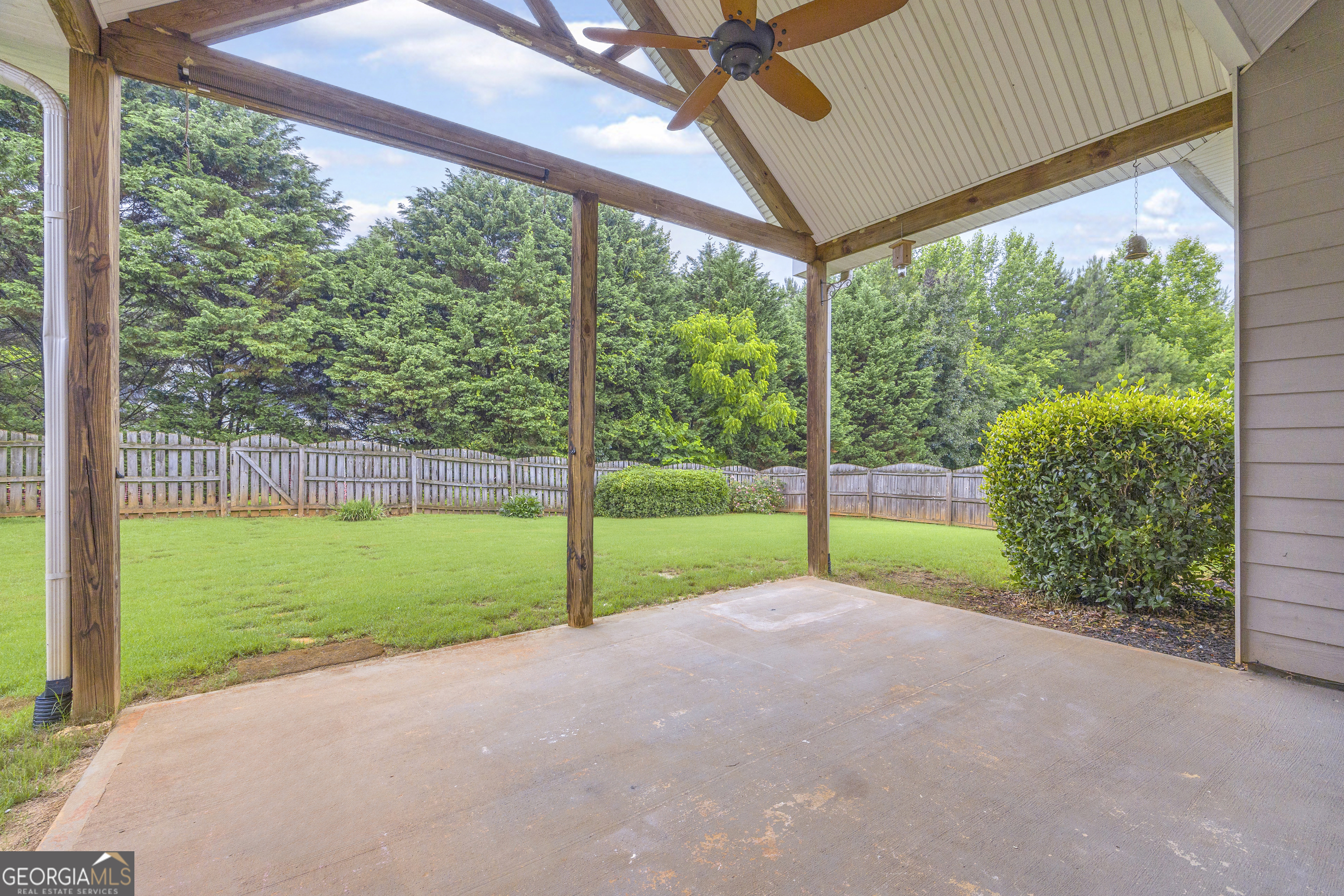 752 Jefferson Boulevard Property Photo 18