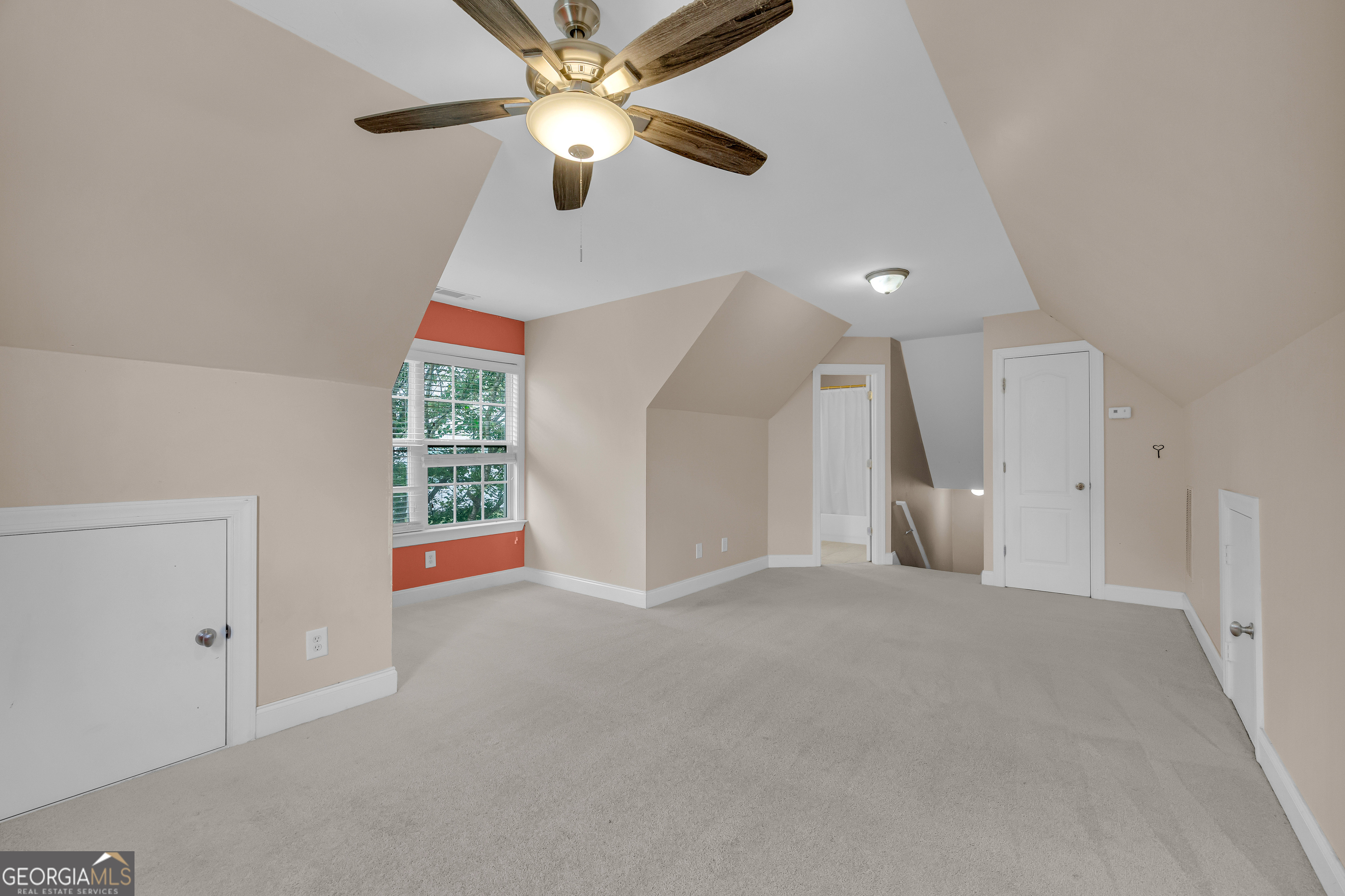 752 Jefferson Boulevard Property Photo 20