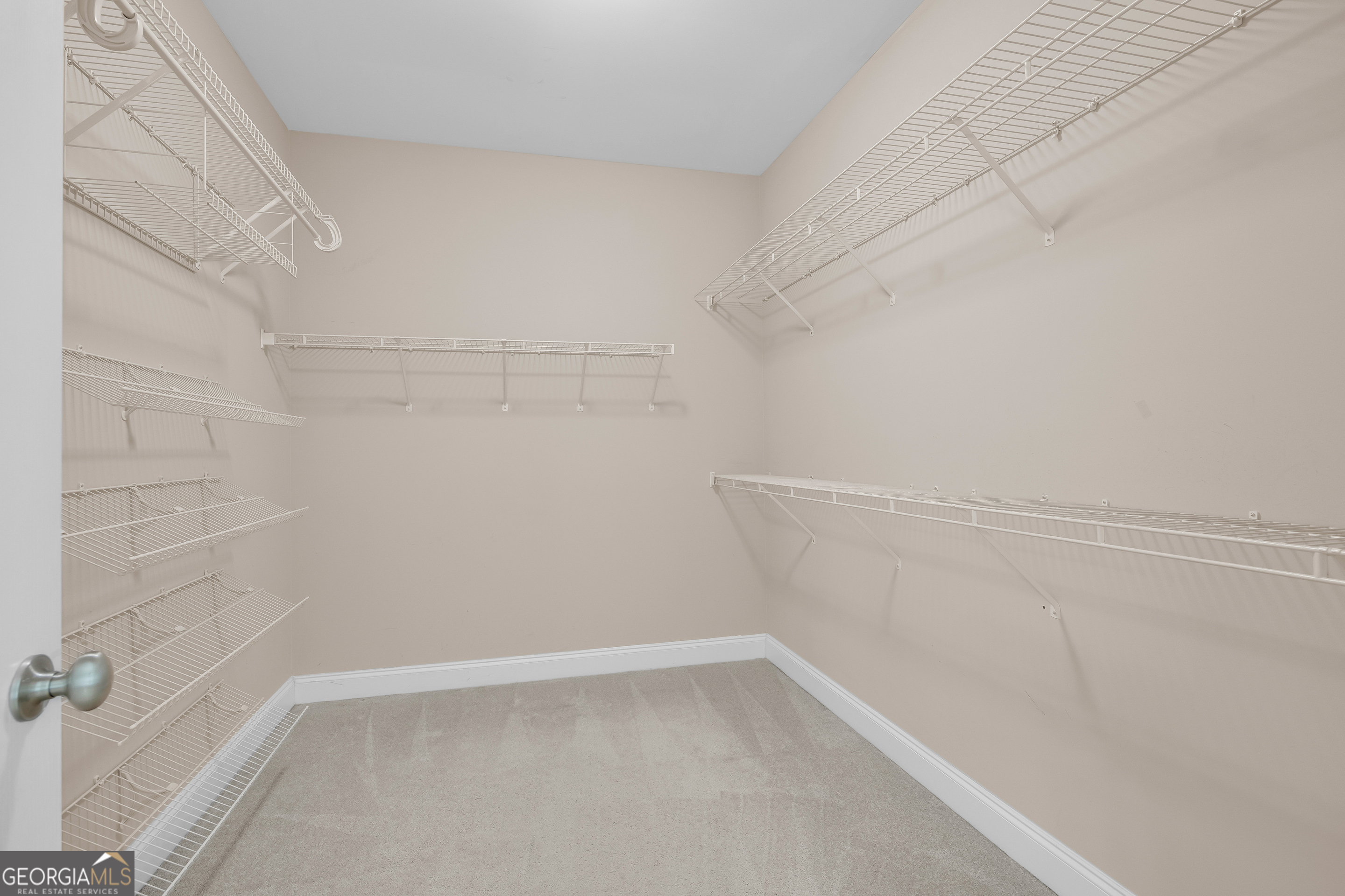 752 Jefferson Boulevard Property Photo 24