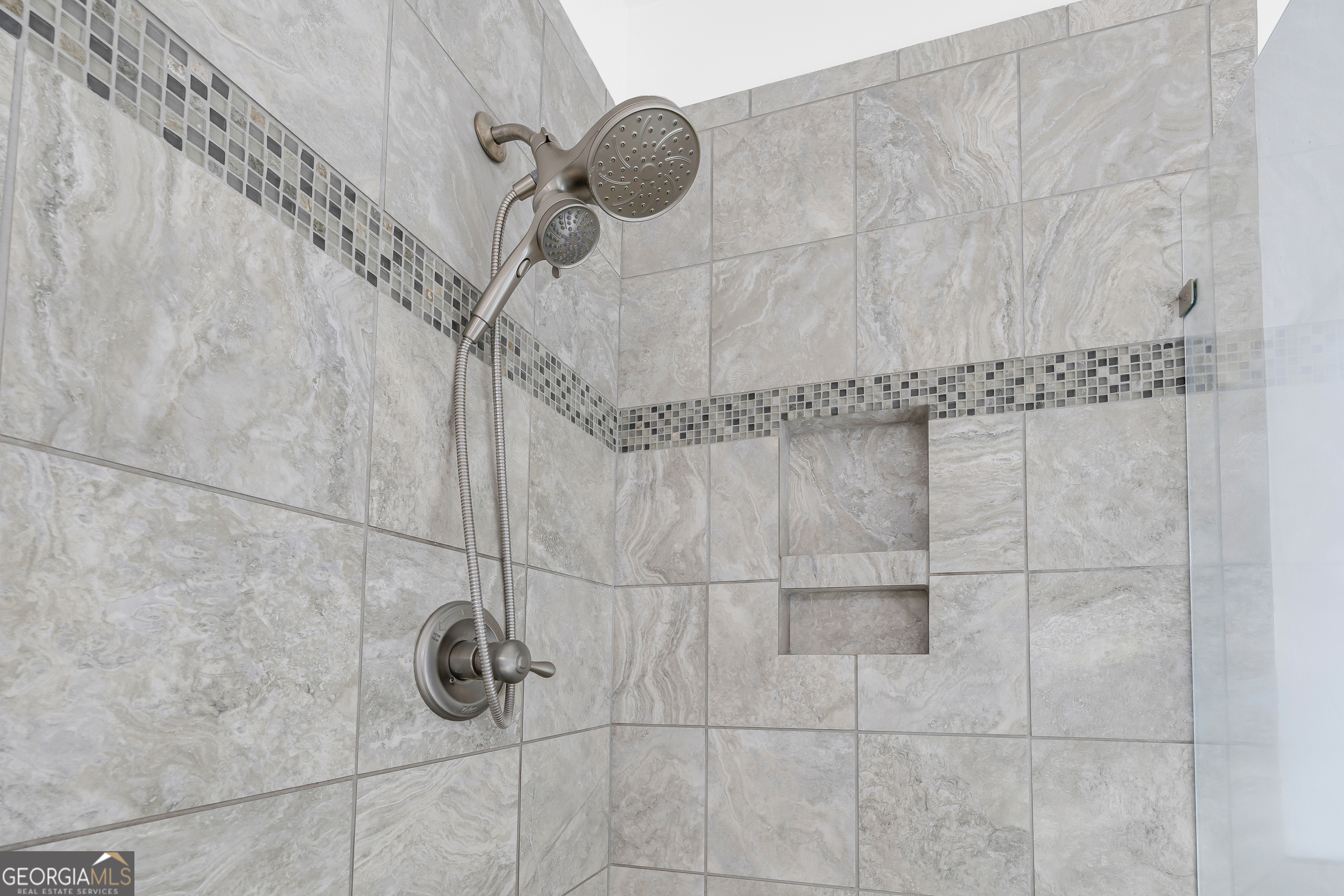 752 Jefferson Boulevard Property Photo 26