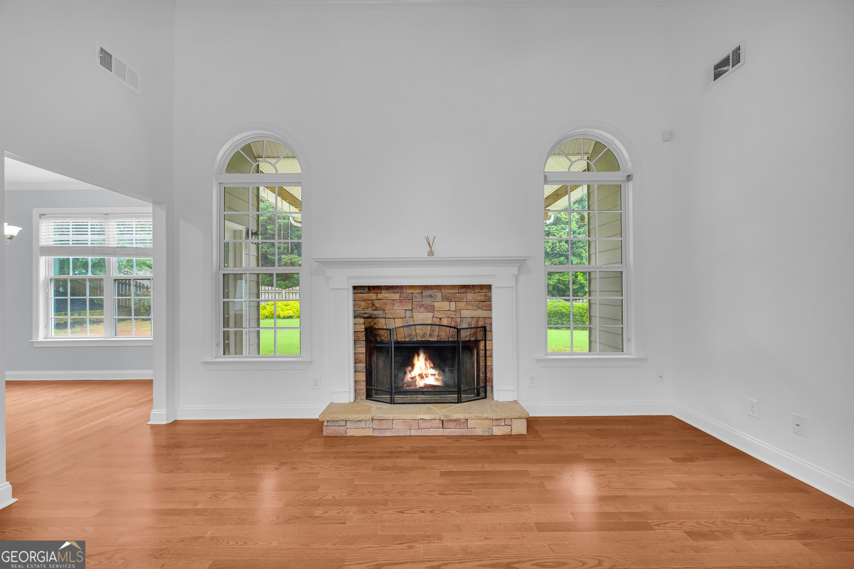 752 Jefferson Boulevard Property Photo 53