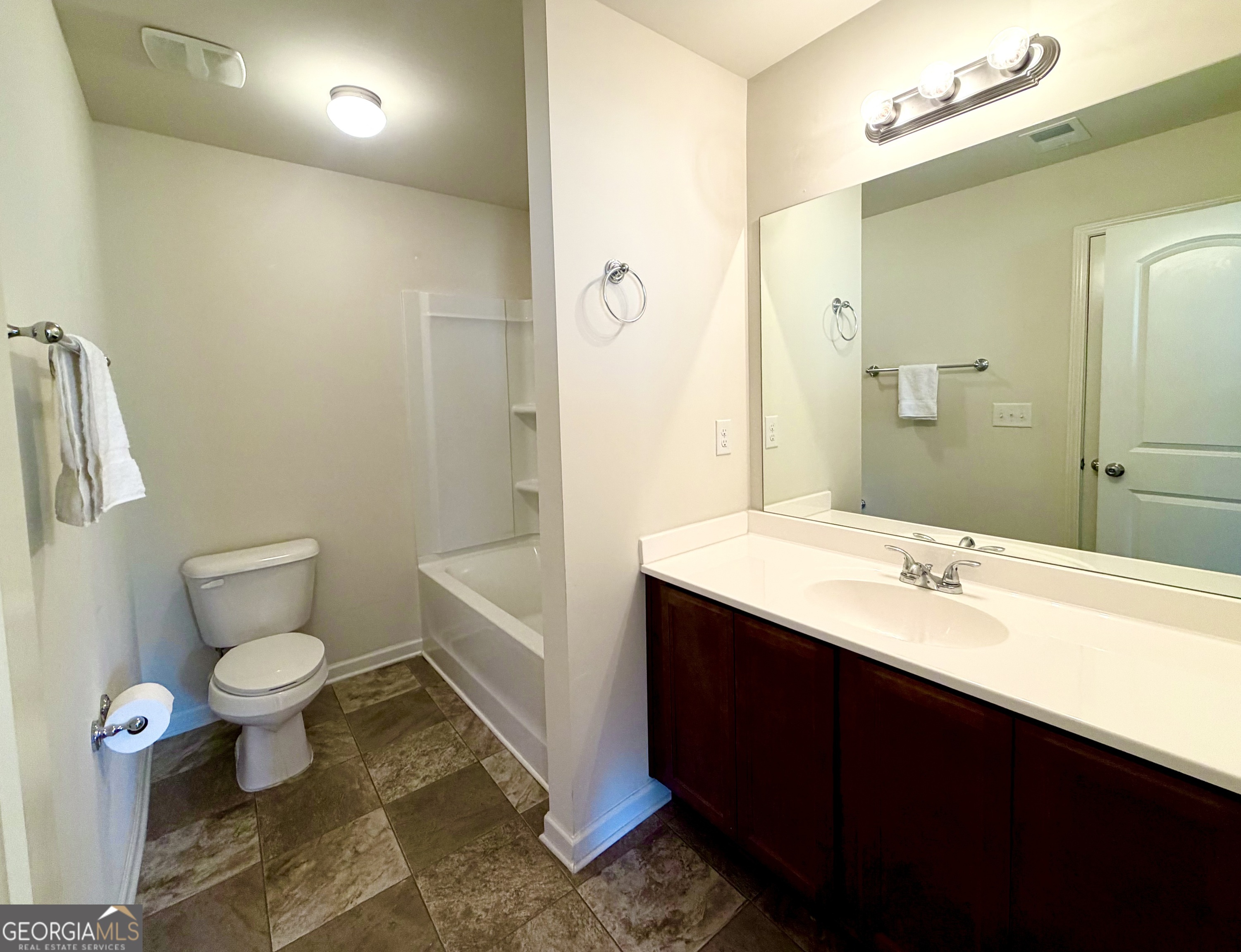 964 Compass Drive Property Photo 6
