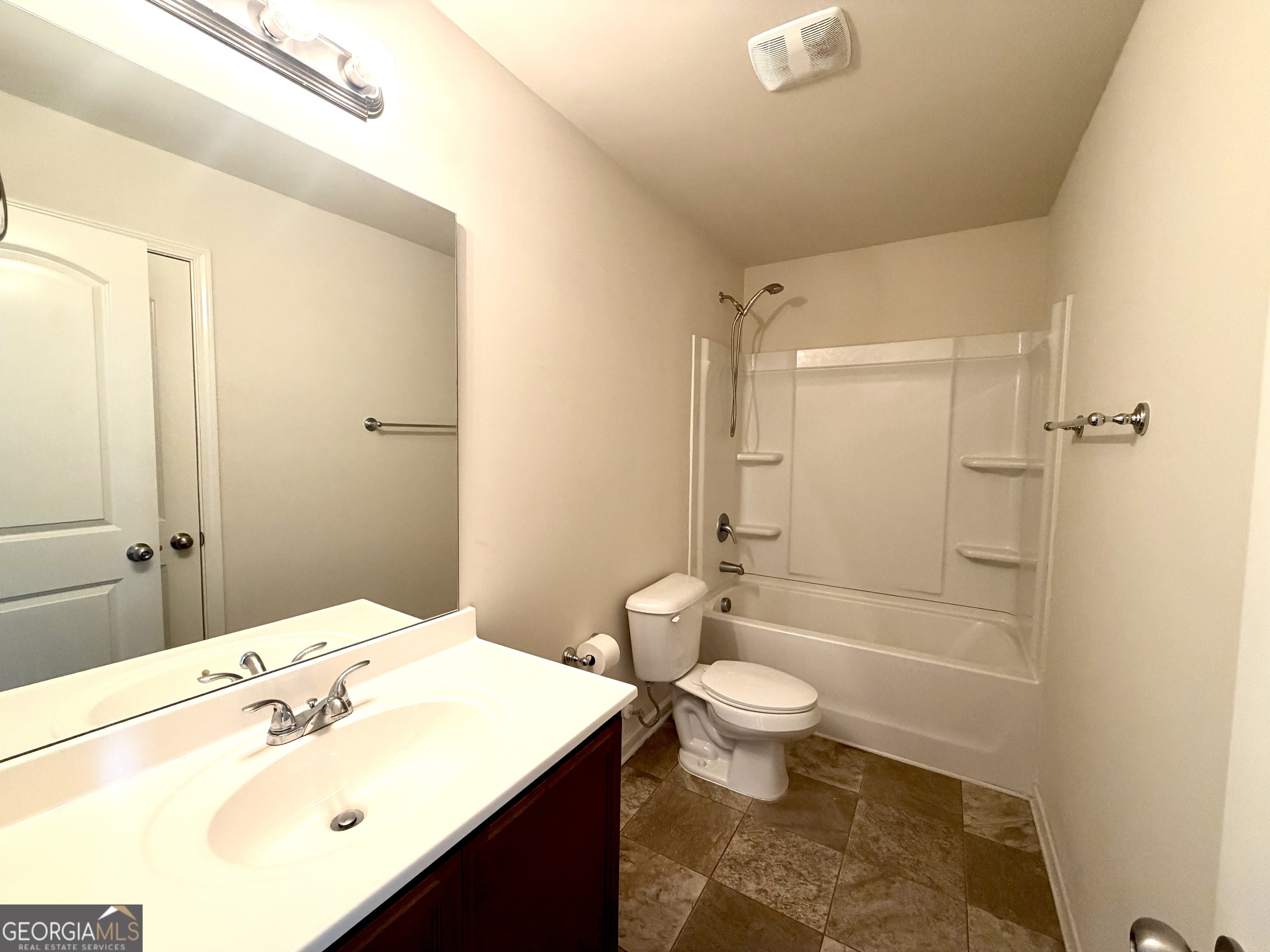 964 Compass Drive Property Photo 14
