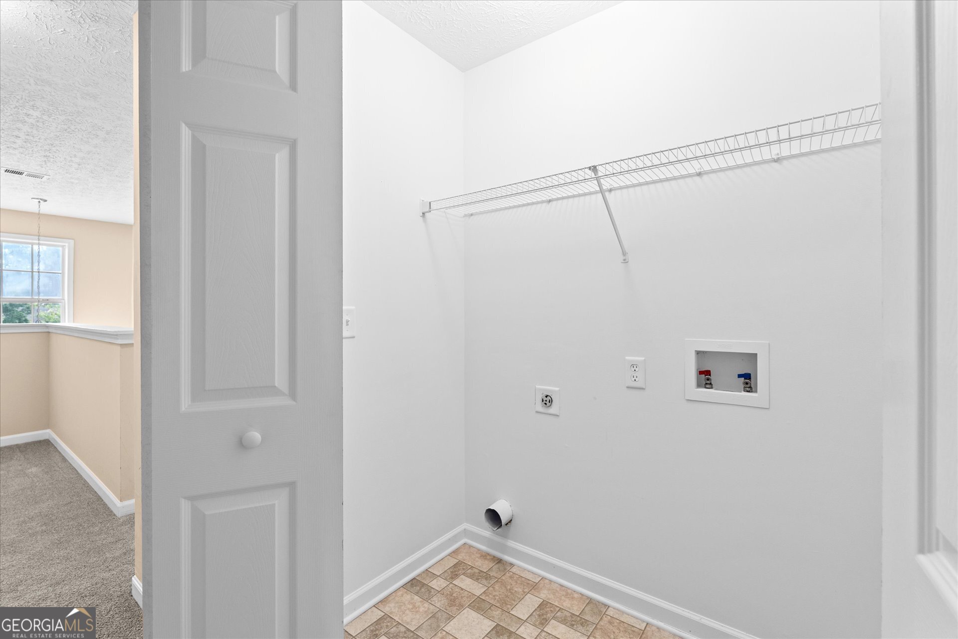 138 Alton Circle Property Photo 17