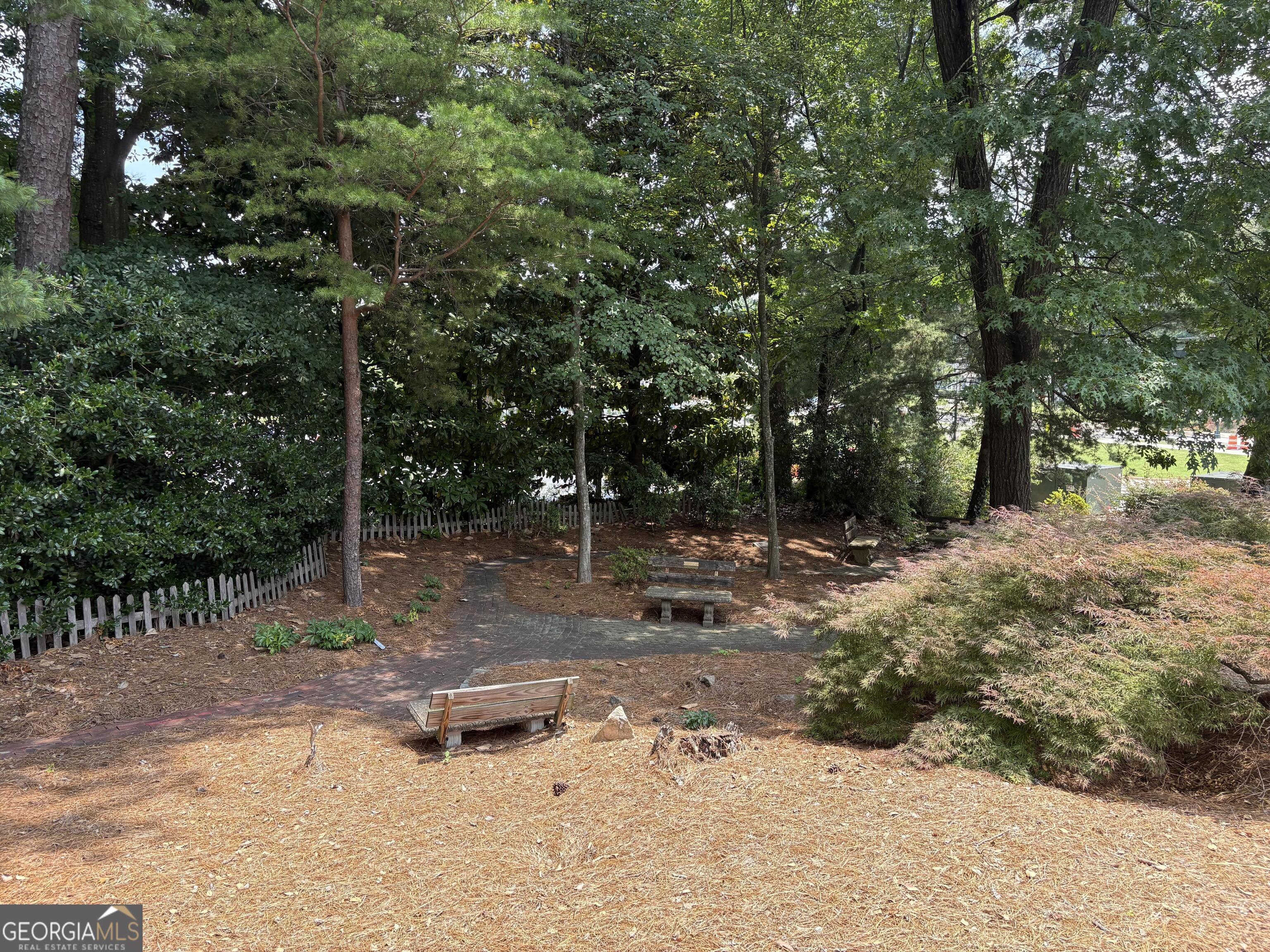 300 Johnson Ferry Road Ne # B311 Property Photo 4