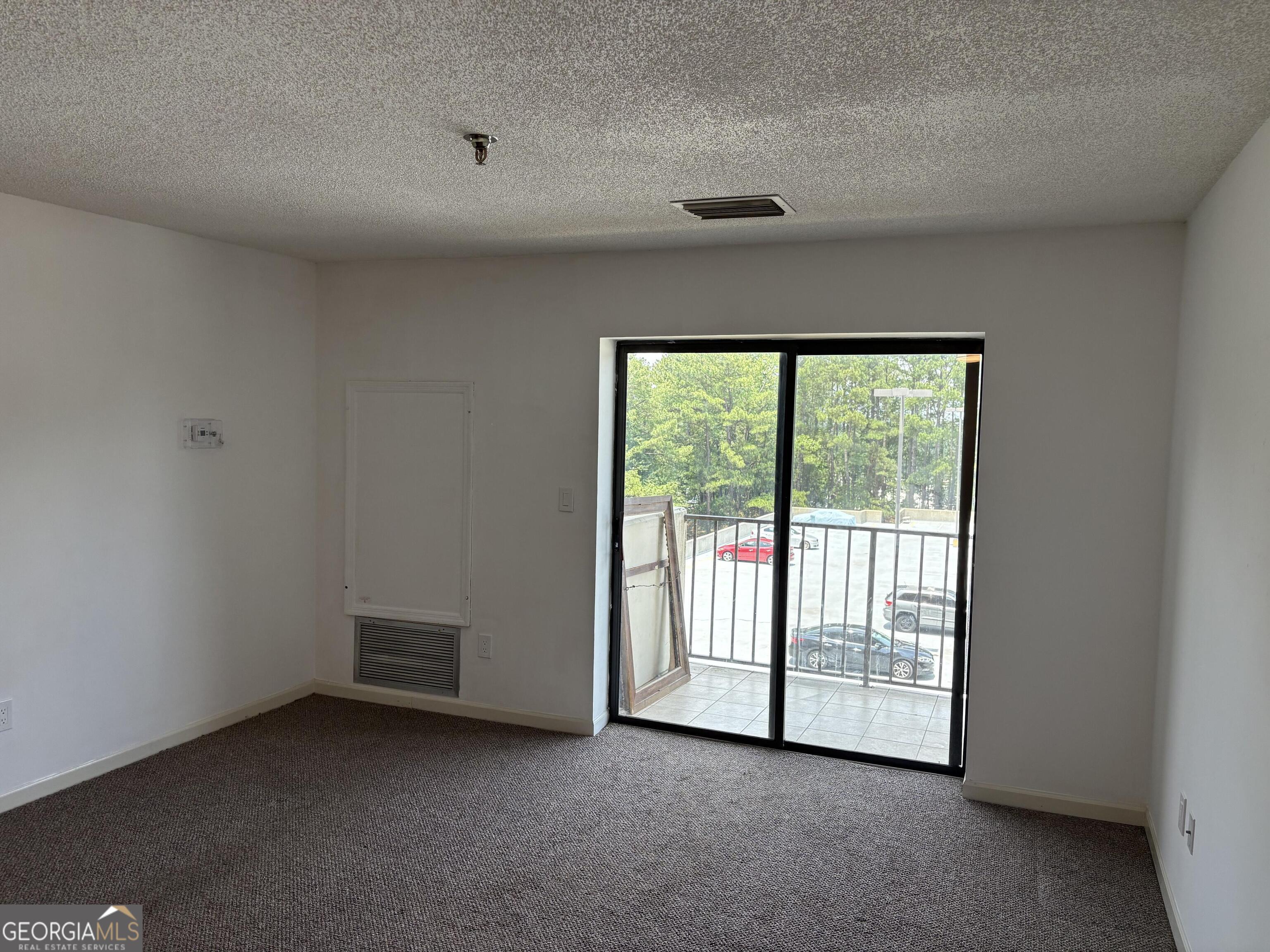 300 Johnson Ferry Road Ne # B311 Property Photo 10