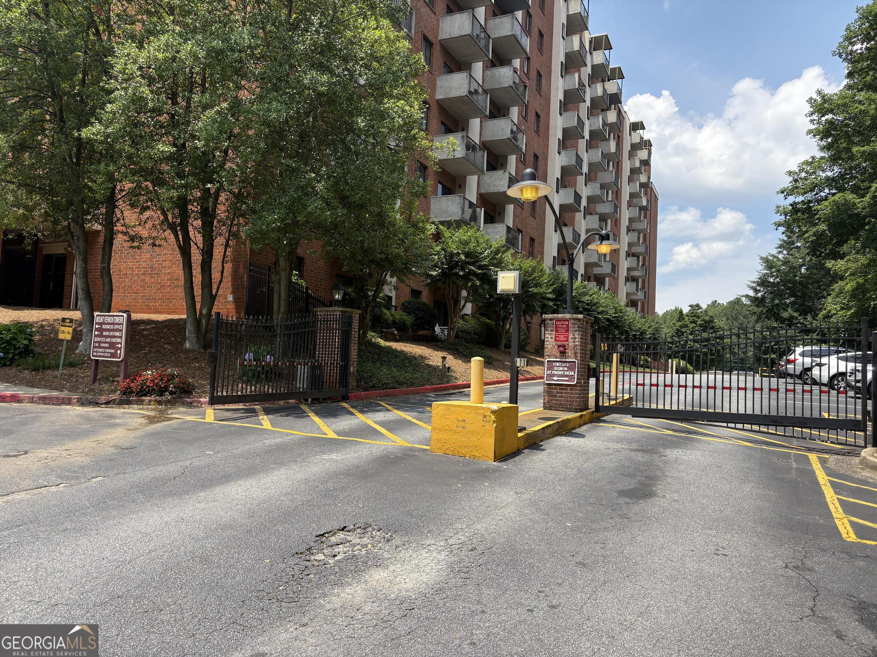 300 Johnson Ferry Road Ne # B311 Property Photo 25