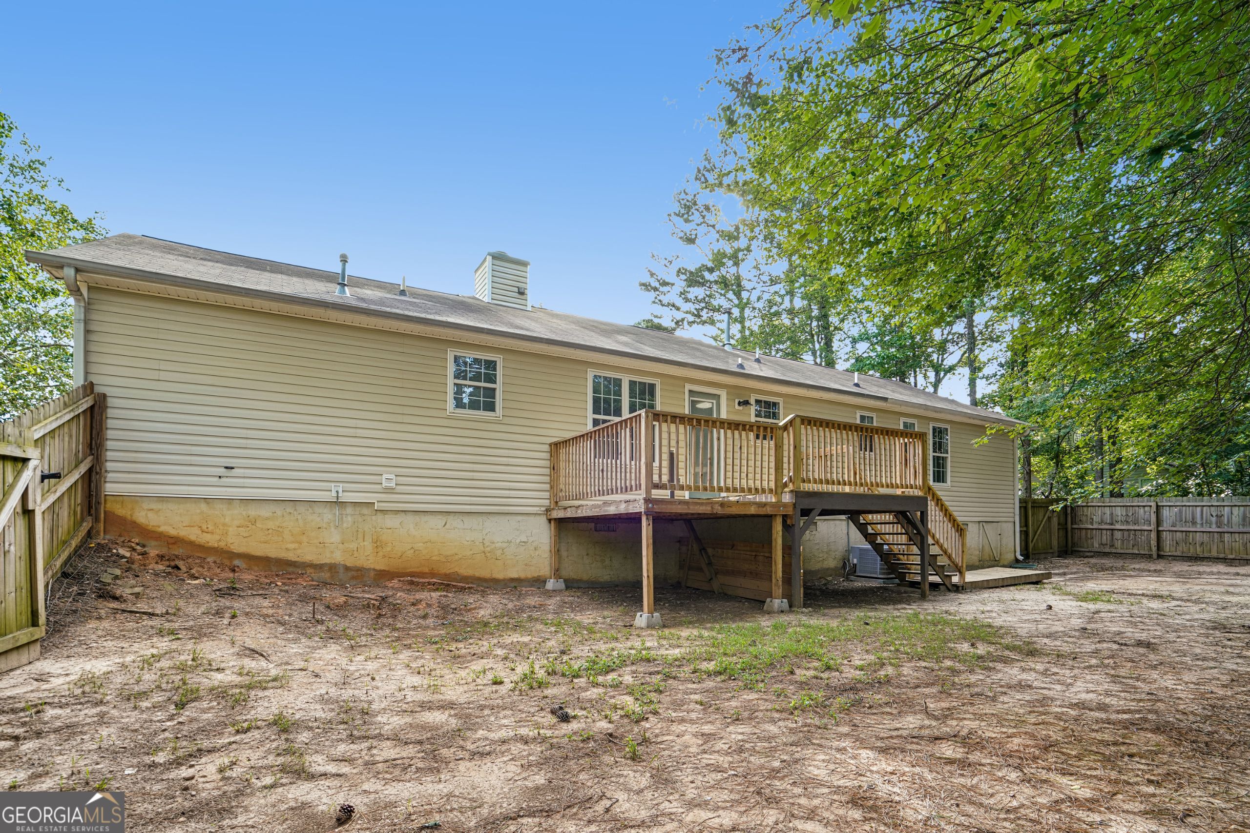301 Madeline Way Property Photo 5