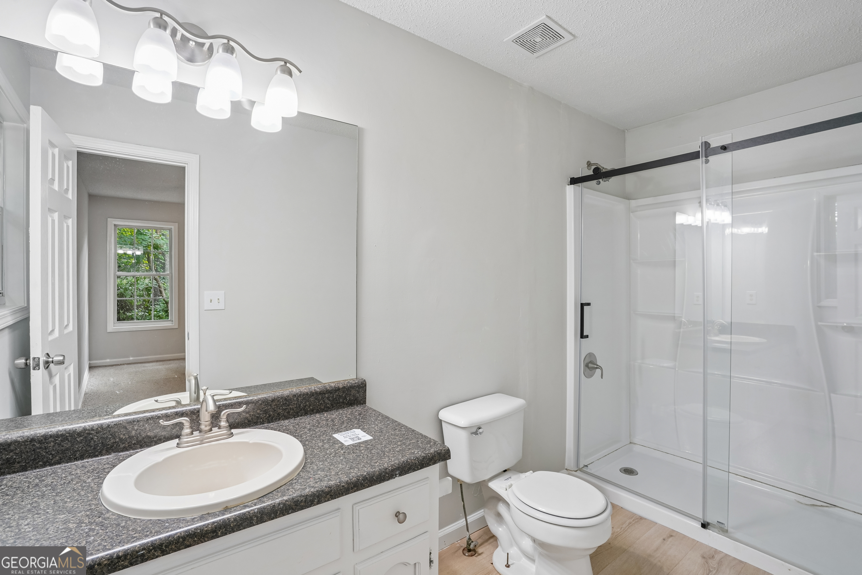 301 Madeline Way Property Photo 8