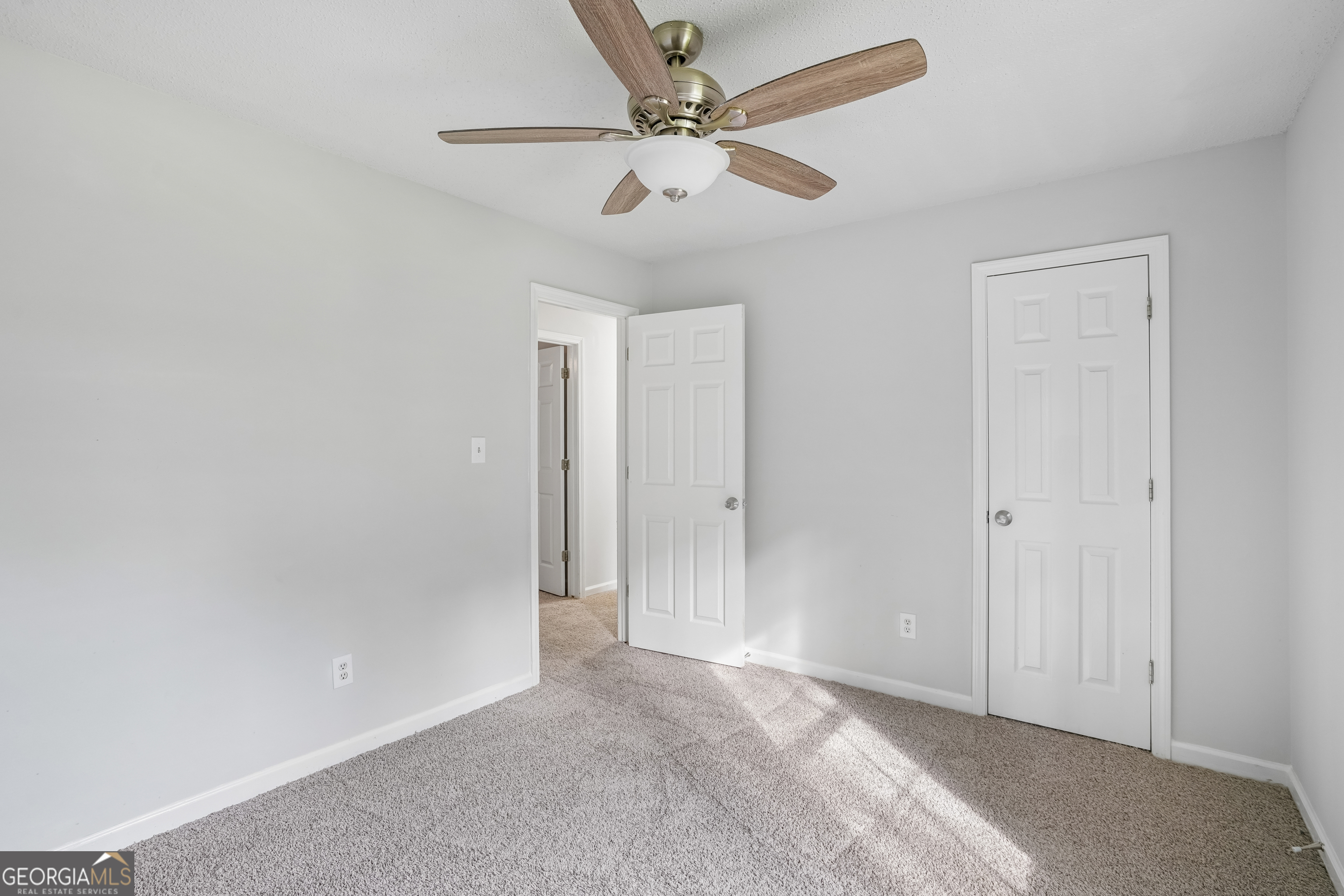 301 Madeline Way Property Photo 17