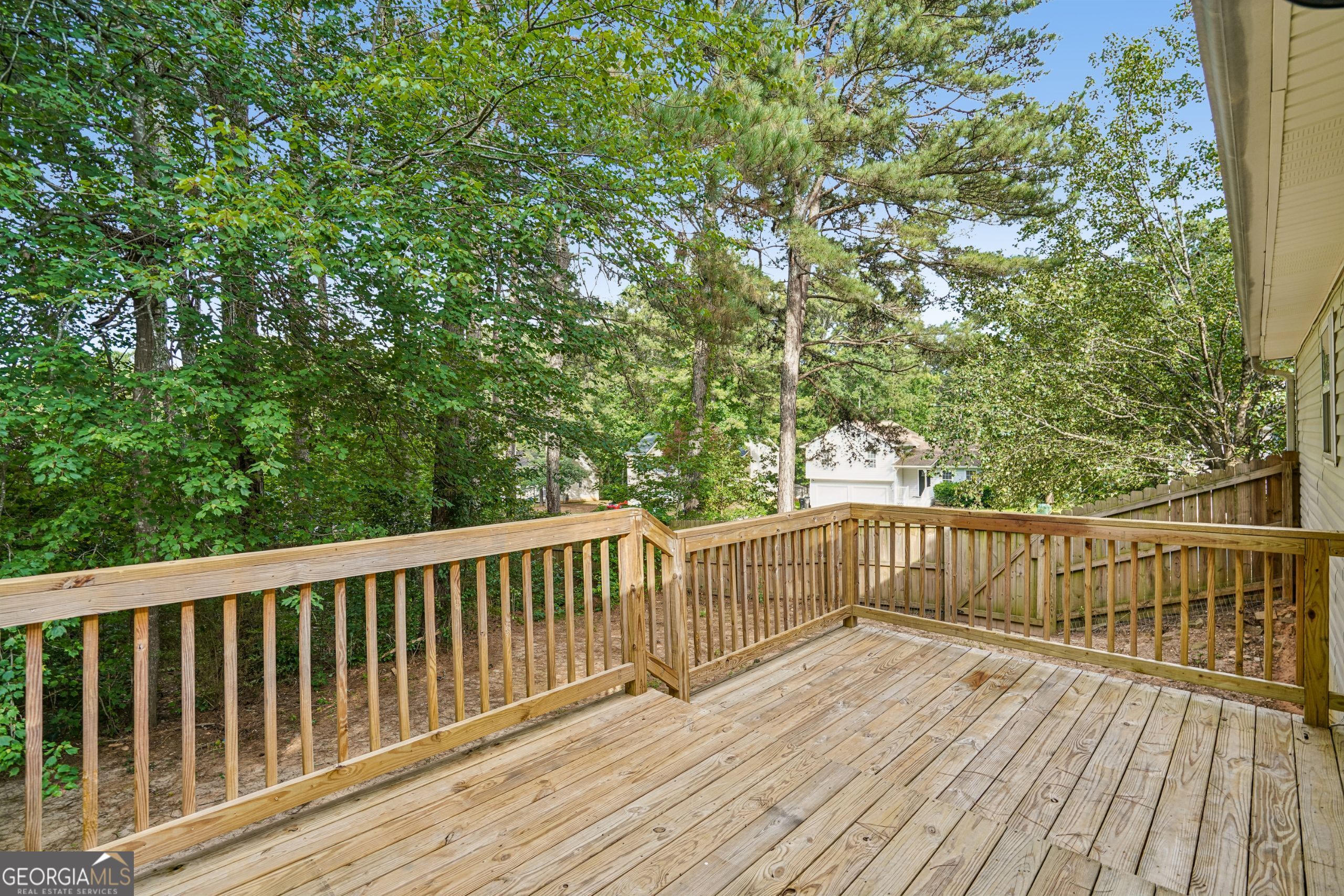 301 Madeline Way Property Photo 28