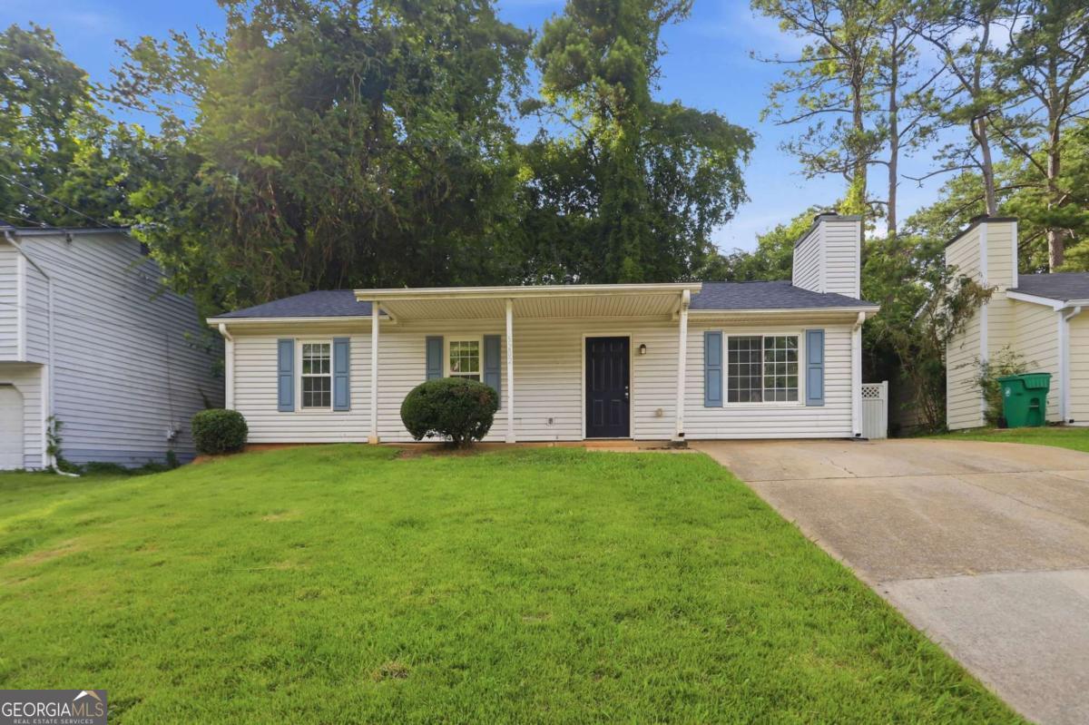 5202 Scarbrough Lane Property Photo 1