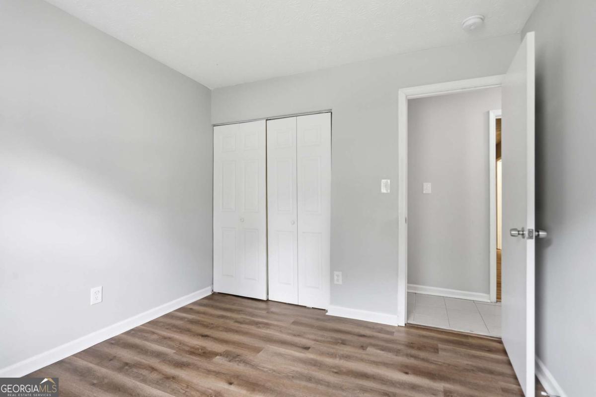 5202 Scarbrough Lane Property Photo 18