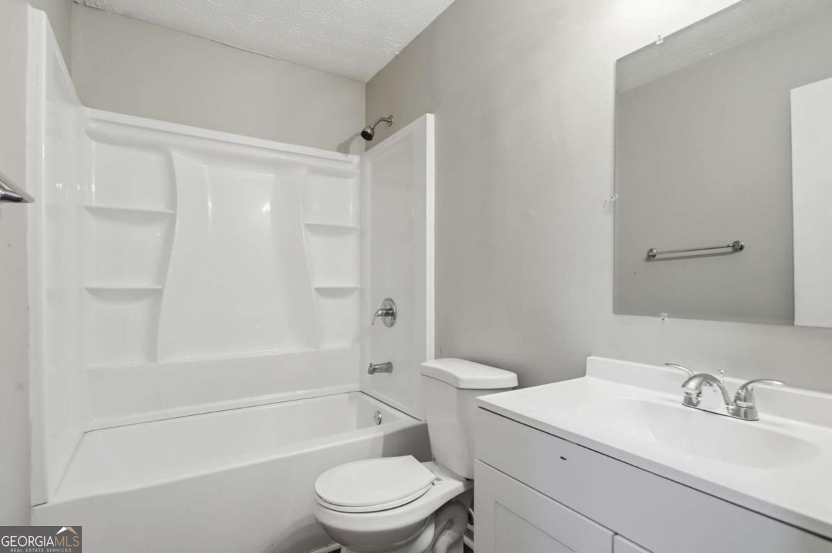5202 Scarbrough Lane Property Photo 22