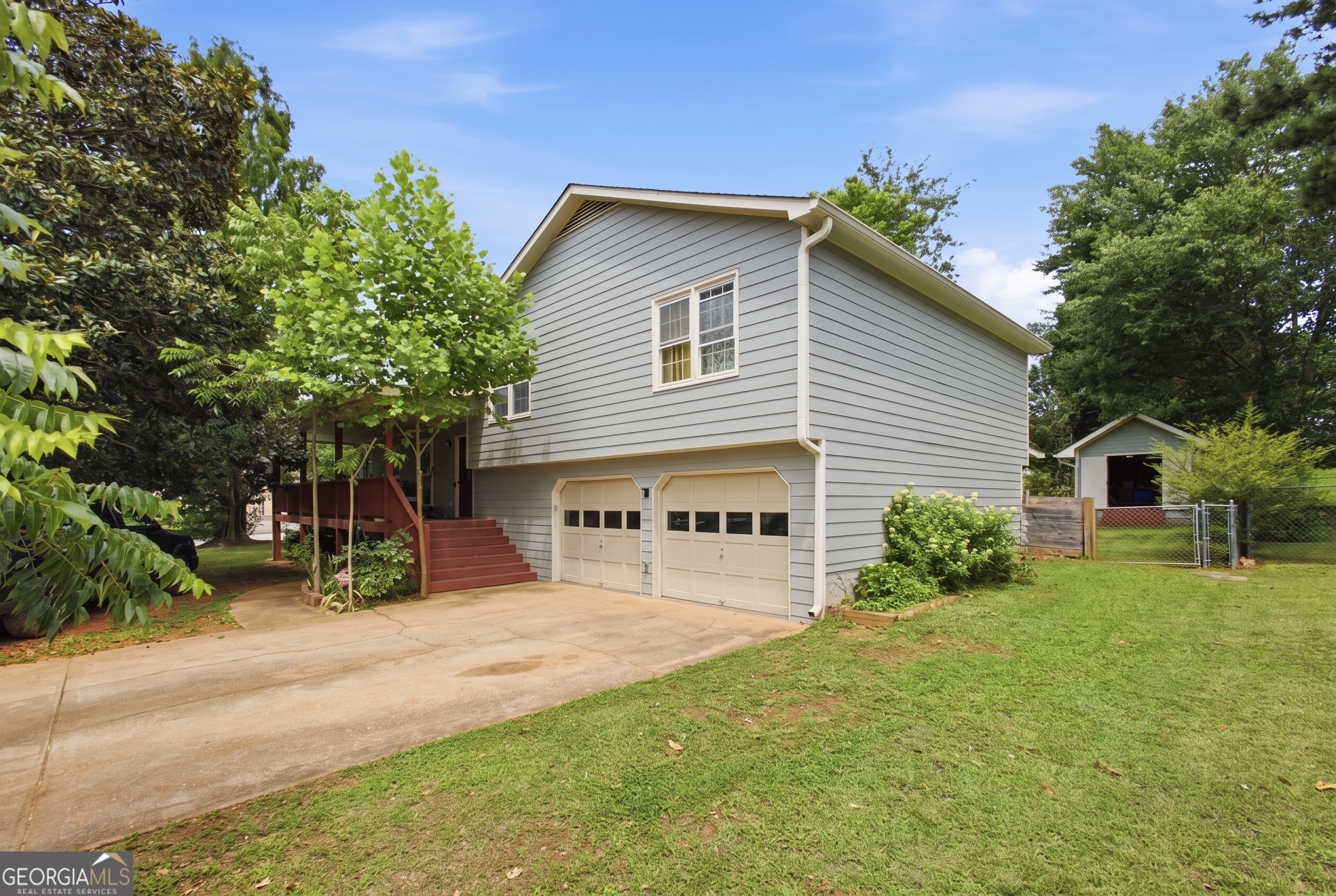 1251 Eli Lane