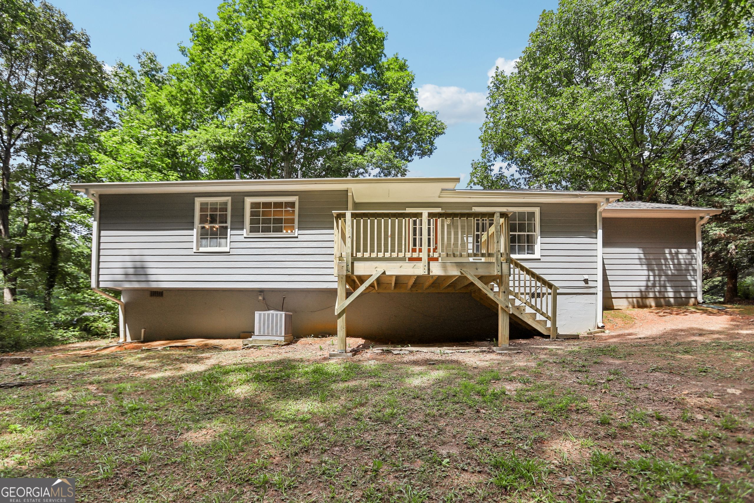 1019 Davis Mill Road S Property Photo 5