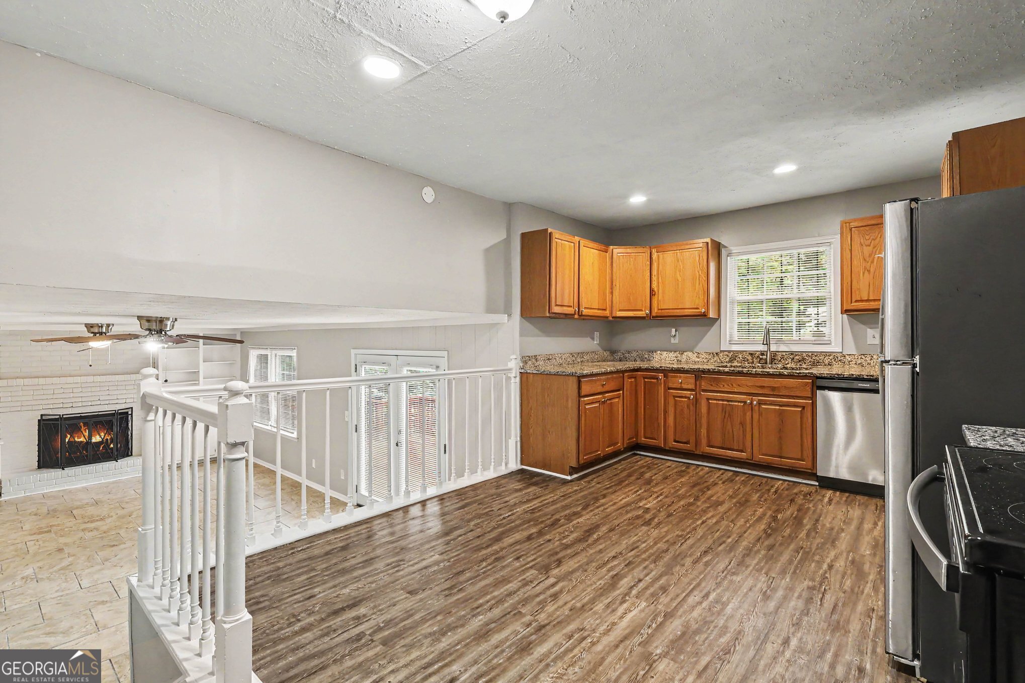 3348 Goldenchain Drive Property Photo 10