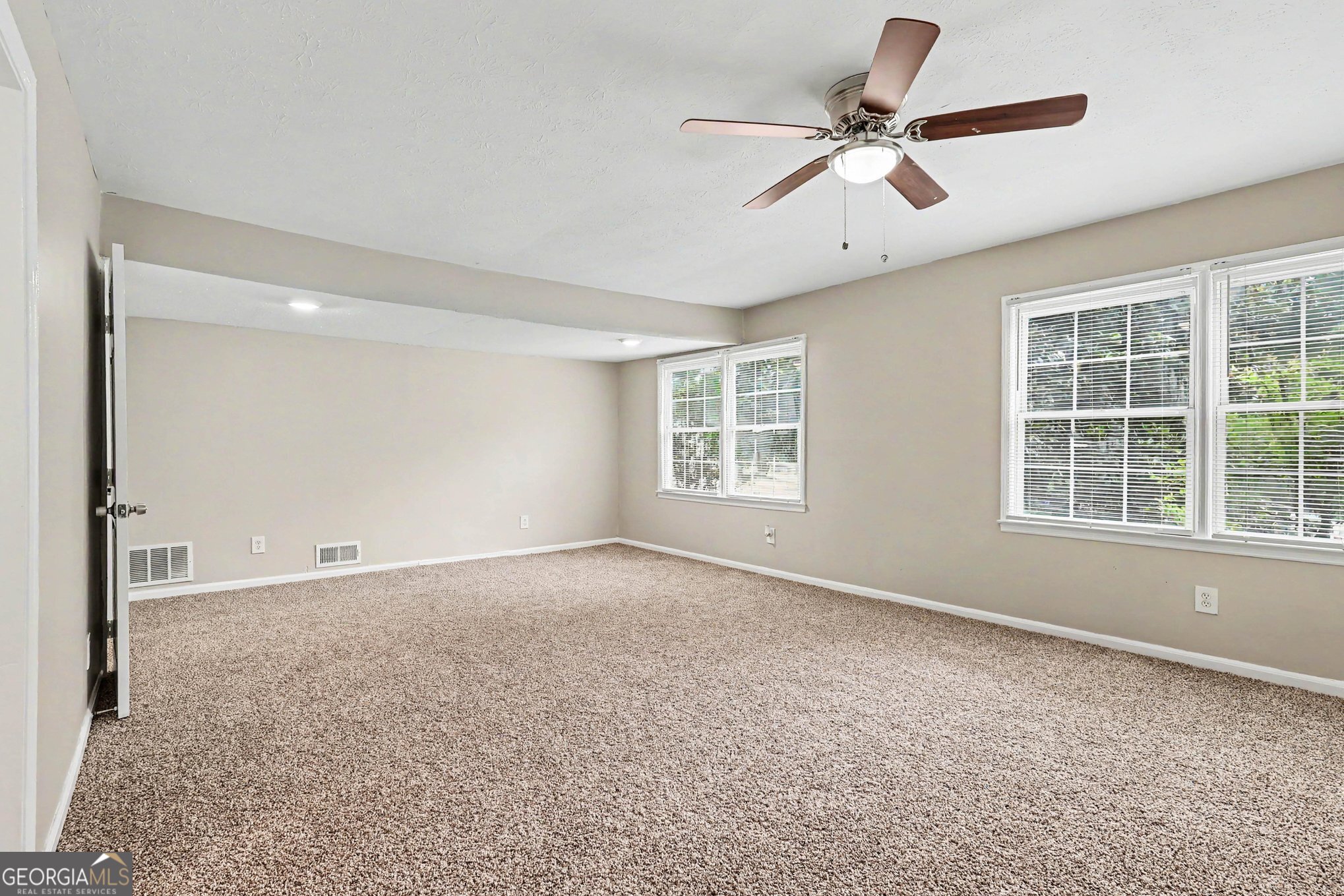 3348 Goldenchain Drive Property Photo 17